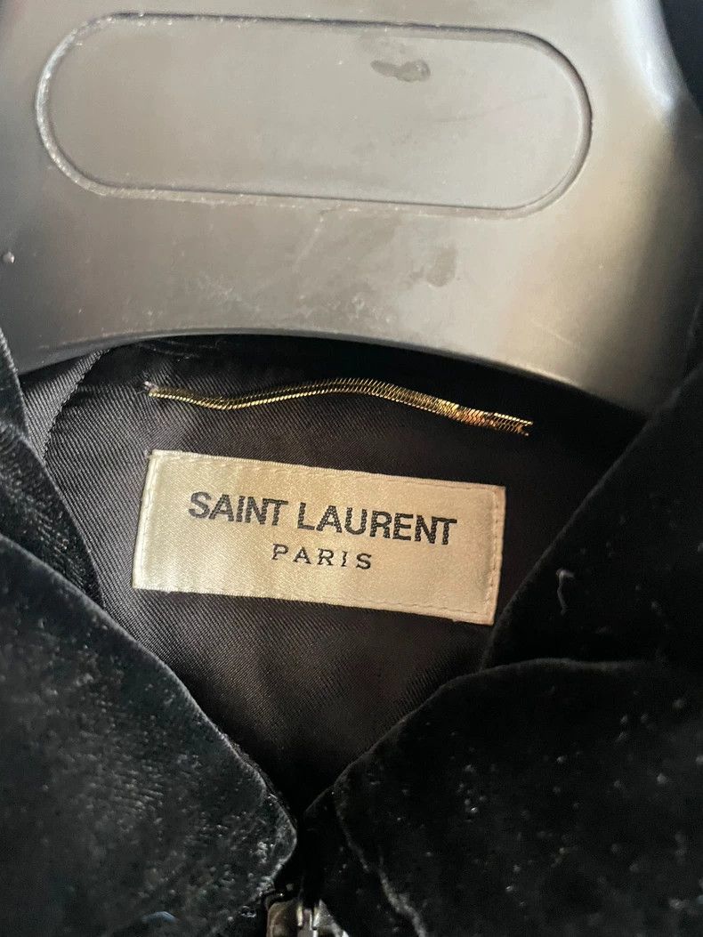 Saint Laurent Paris Saint Laurent Paris 17 FW coconut rhinestone velvet jacket Size S / US 4 / IT 40 - 4 Thumbnail