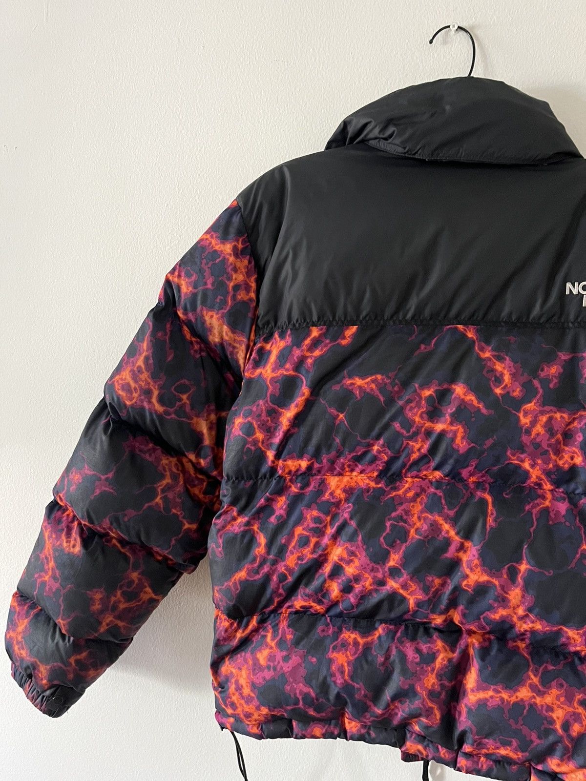 The North Face The North Face Retro Nuptse Puffer Jacket 1996 flames mens Size US S / EU 44-46 / 1 - 10 Thumbnail