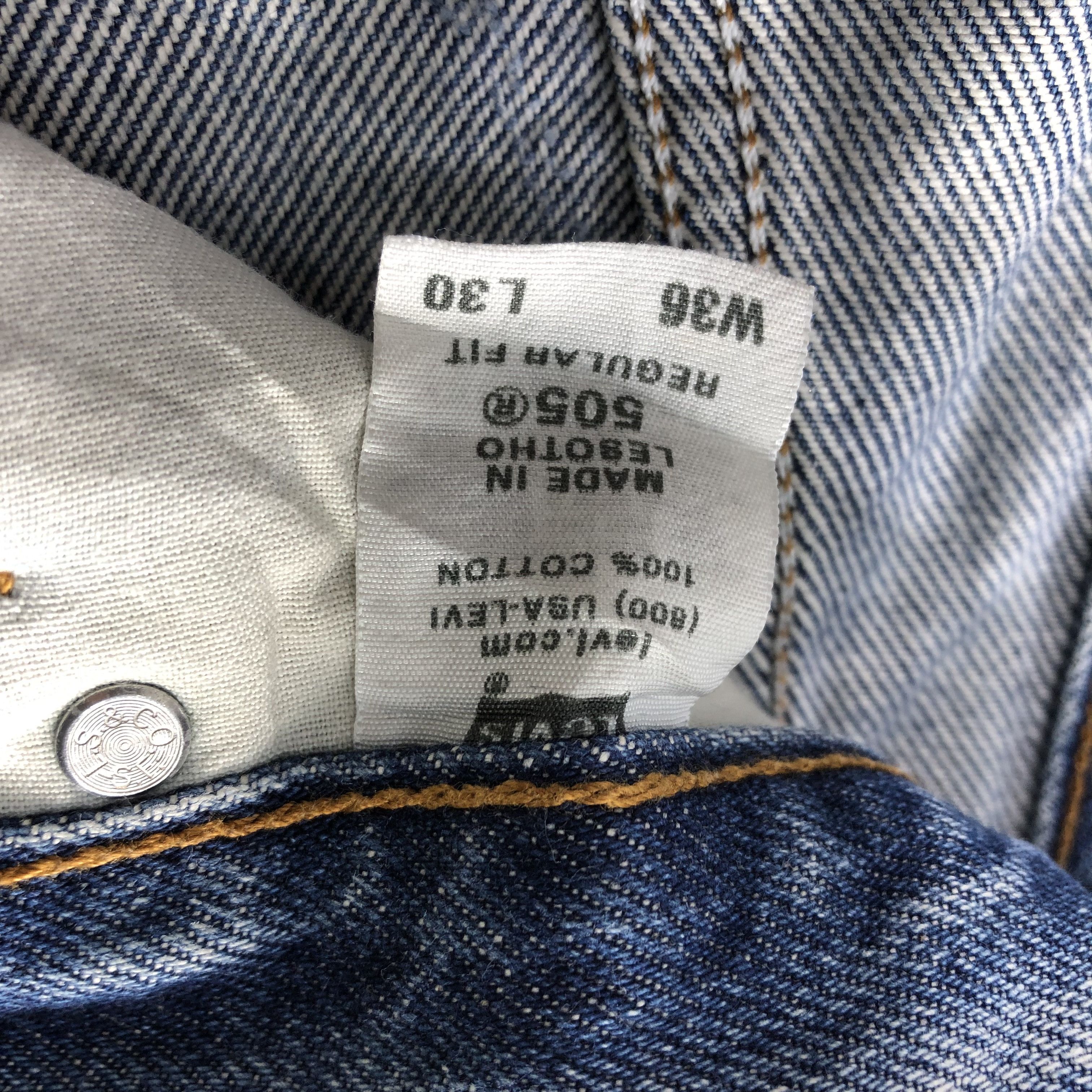 Levi's Vintage Levi's 505 Jeans Distress Regular Fit Denim KJ972 Size US 36 / EU 52 - 14 Thumbnail