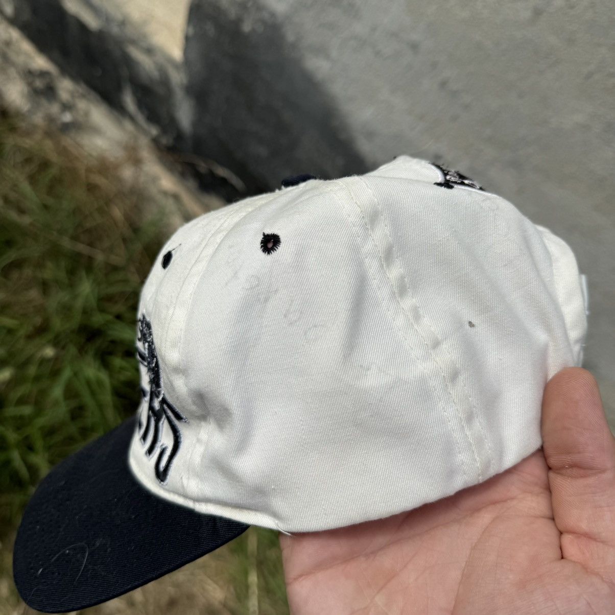 NFL Vintage Los Angeles Raiders Hat 90s NFL Cap Football USA Size ONE SIZE - 9 Thumbnail