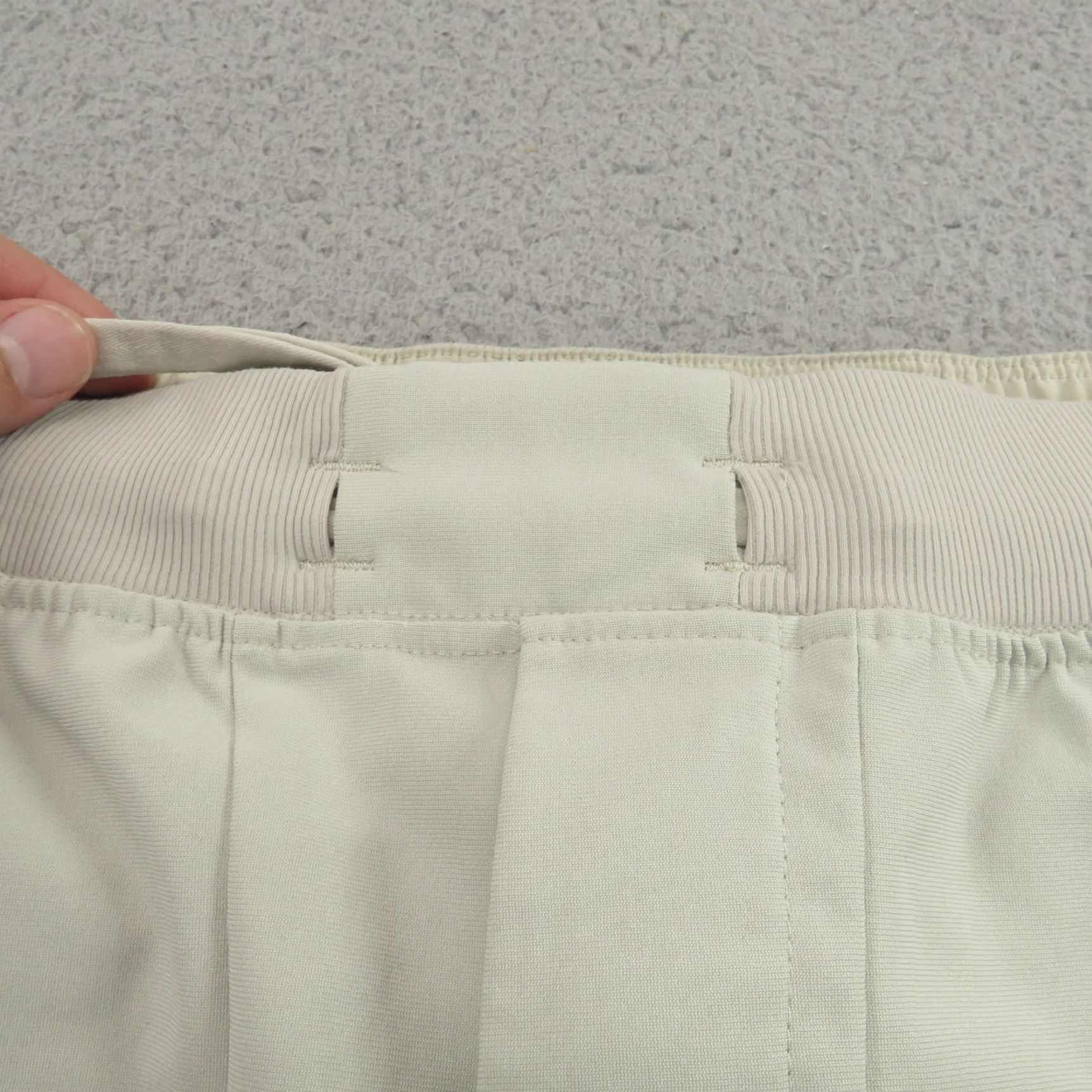 Lululemon Lululemon Joggers Mens XS Silverstone ABC Athleisure Stretch Tapered Khaki 28x32 Concert? No, ignore. Size US 28 / EU 44 - 6 Thumbnail