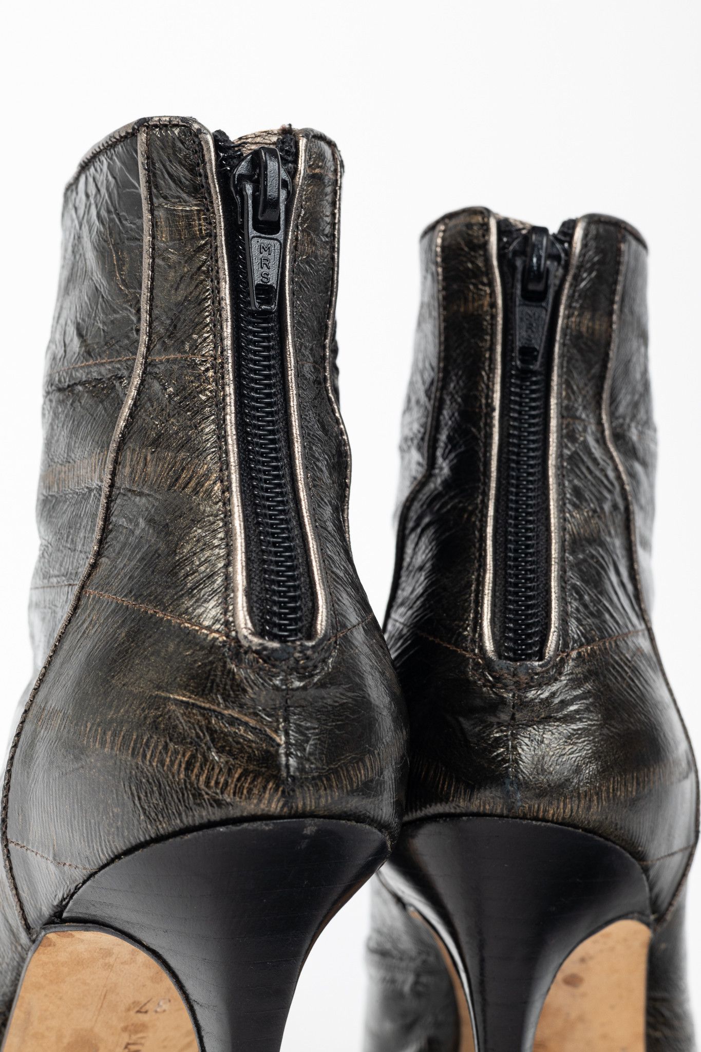 Manolo Blahnik Manolo Blahnik Brown Eelskin Pointed-Toe Booties Size US 6.5 / IT 36.5 - 9 Thumbnail