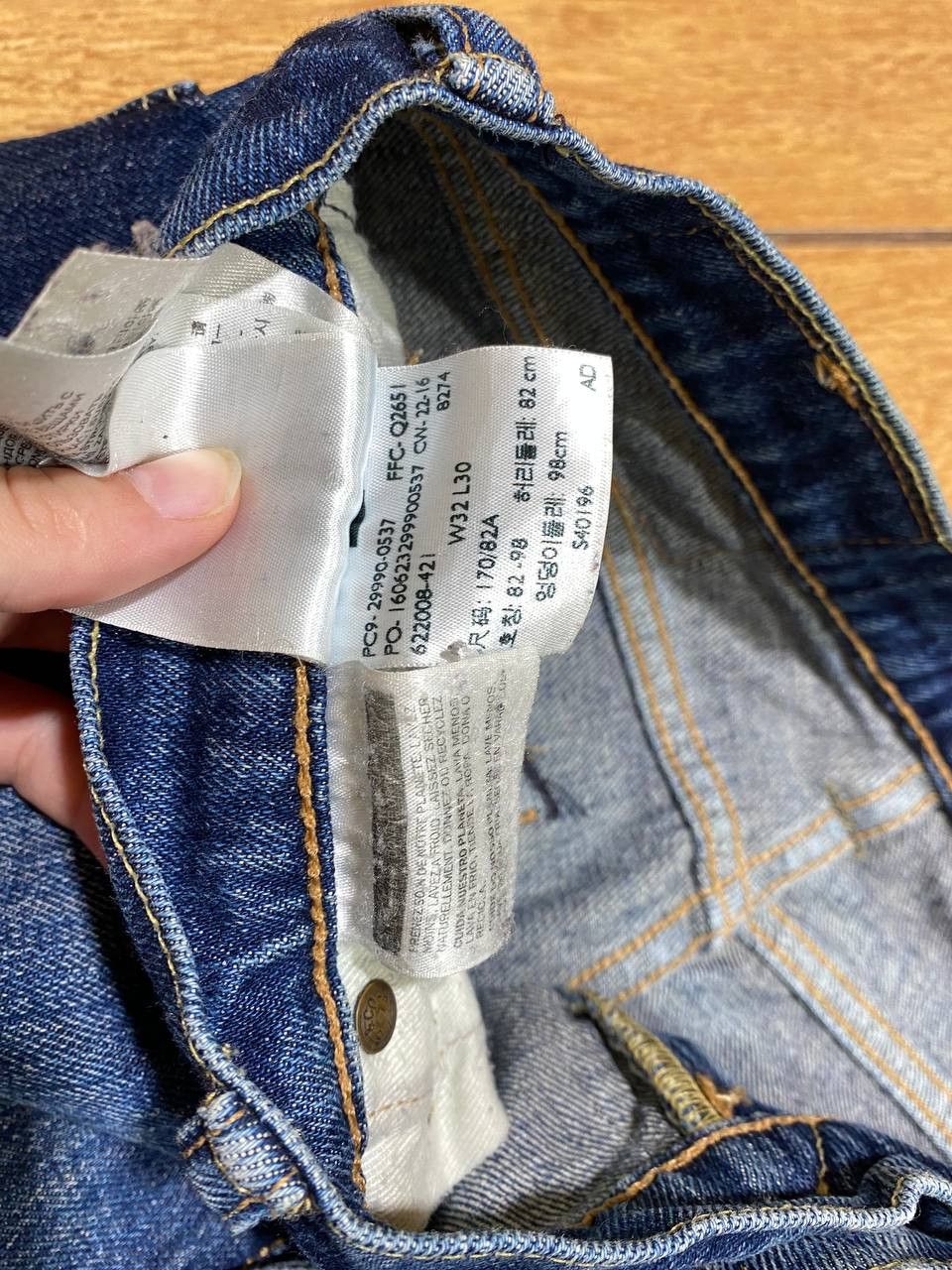 Levi's Levi's 504 Casual Y2K Jeans Washed Denim Size US 32 / EU 48 - 2 Thumbnail