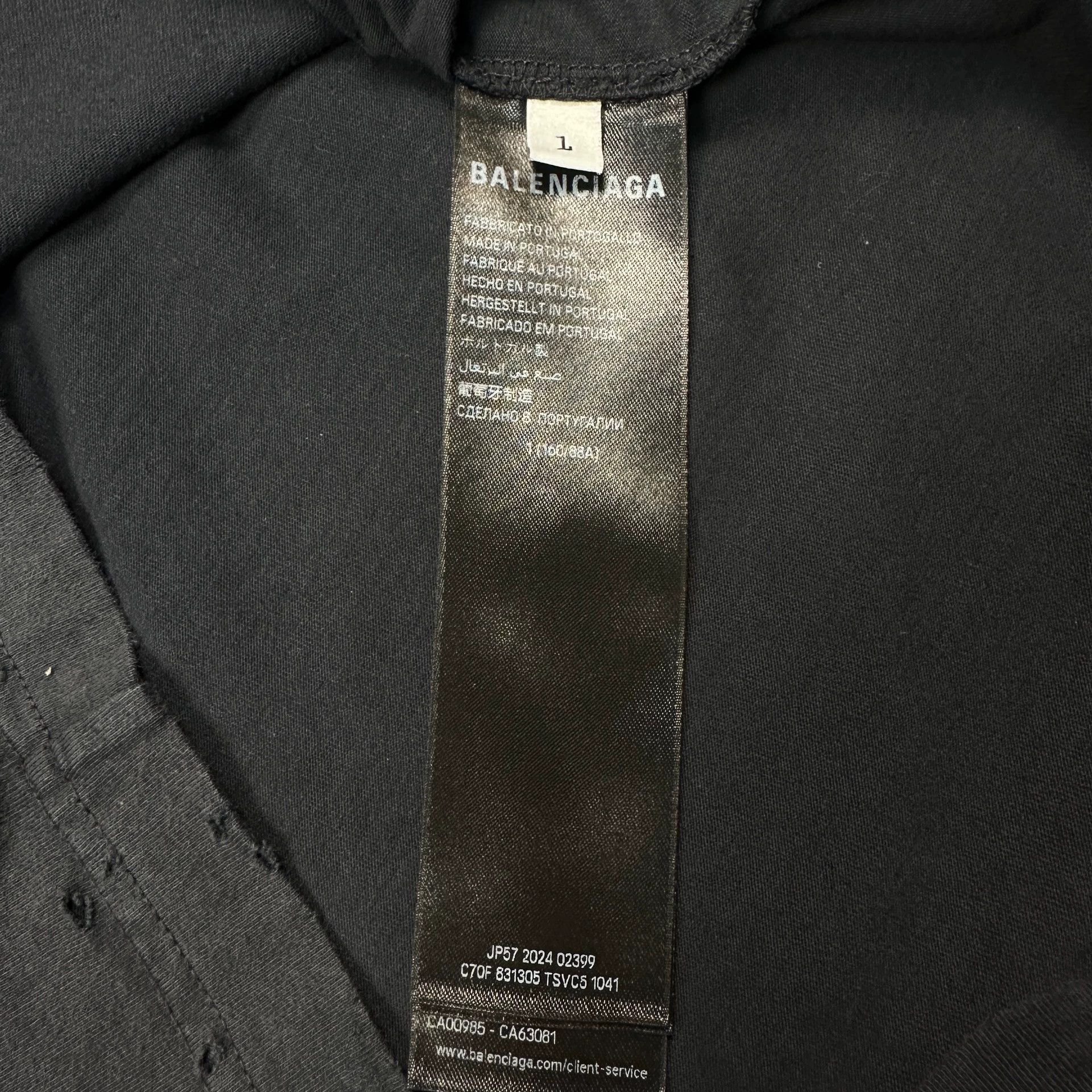 Balenciaga balenciaga fashion designer distressed short sleeve t-shirt Size US M / EU 48-50 / 2 - 5 Thumbnail