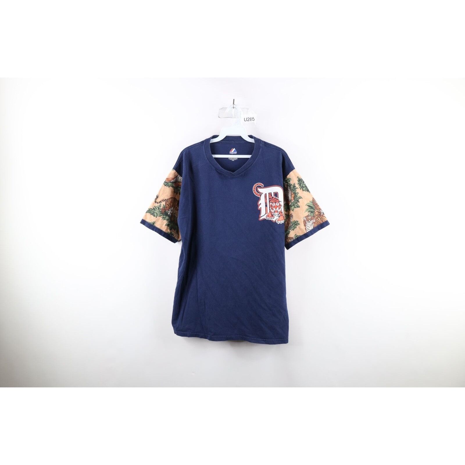 Majestic × Vintage Vintage Majestic Distressed Detroit Tigers Baseball T-Shirt Size US L / EU 52-54 / 3 - 1 Thumbnail