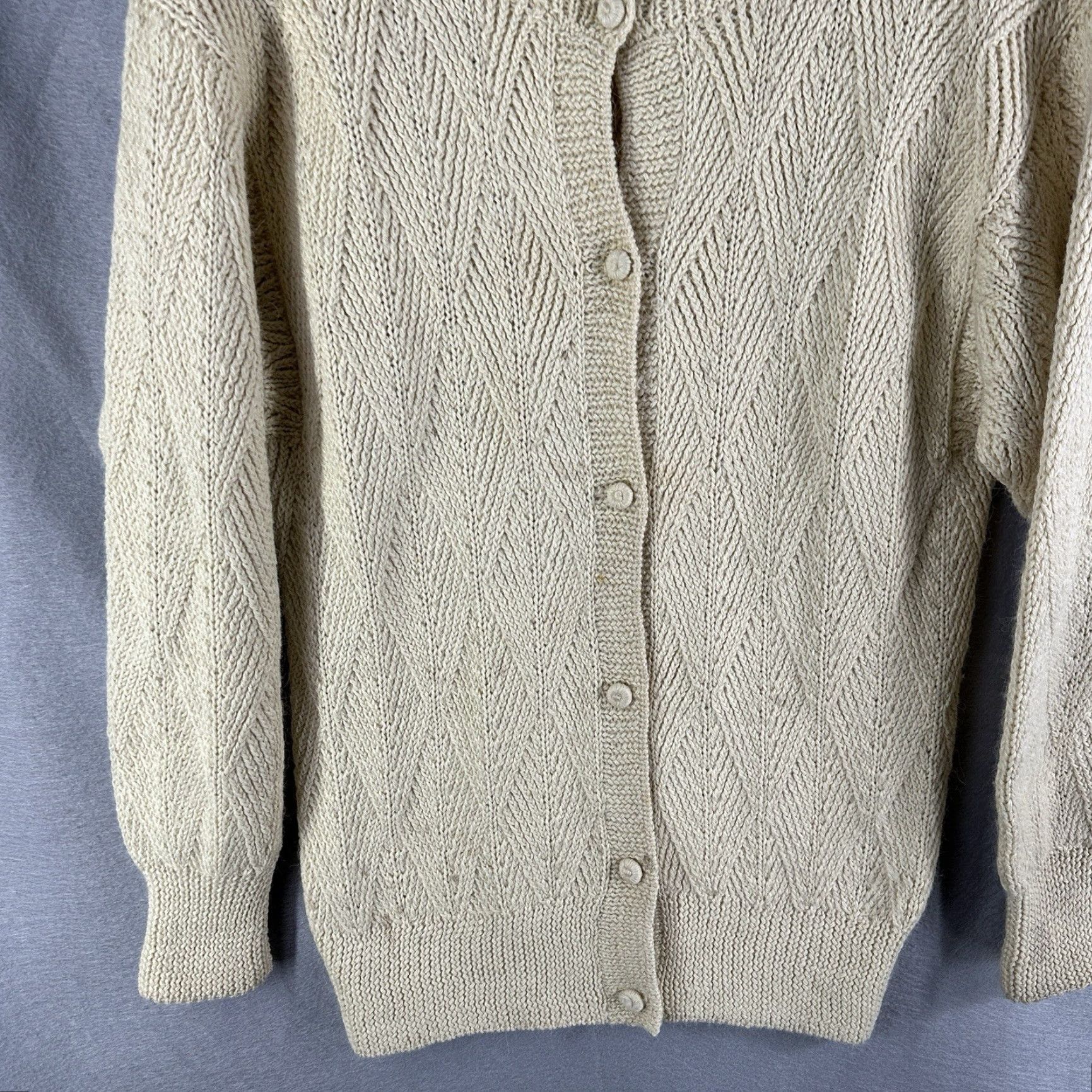 Vintage VINTAGE Hand-Knit 100% Alpaca Sweater Ivory Womens Medium Pullover Crew Neck Long Sleeve Boho Classic Size M / US 6-8 / IT 42-44 - 3 Thumbnail
