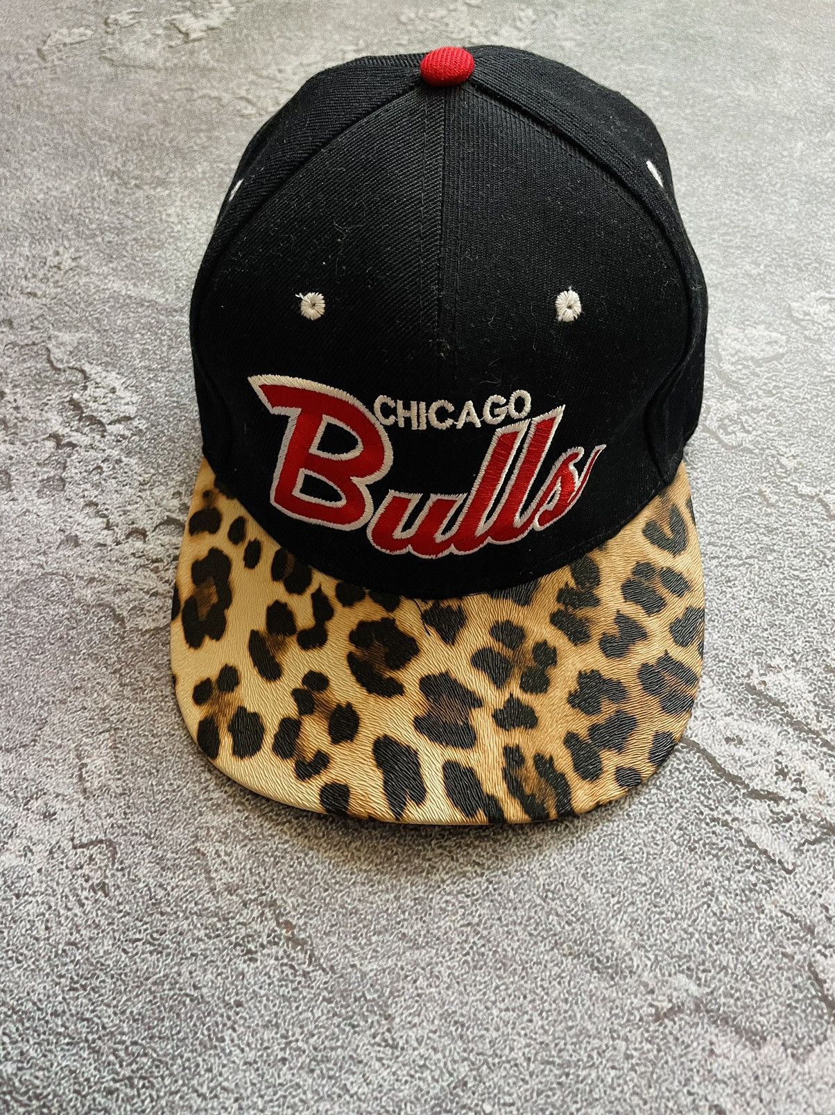 Mitchell & Ness Mitchell & Ness Chicago Bulls Leopard Wool Cap / SnapBack Size ONE SIZE - 8 Thumbnail