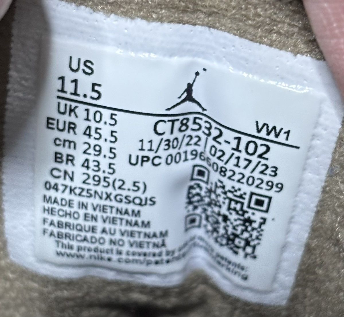 Jordan Brand Jordan 3 Retro Palomino 2023 Size 11.5 Size US 11.5 / EU 44-45 - 6 Thumbnail