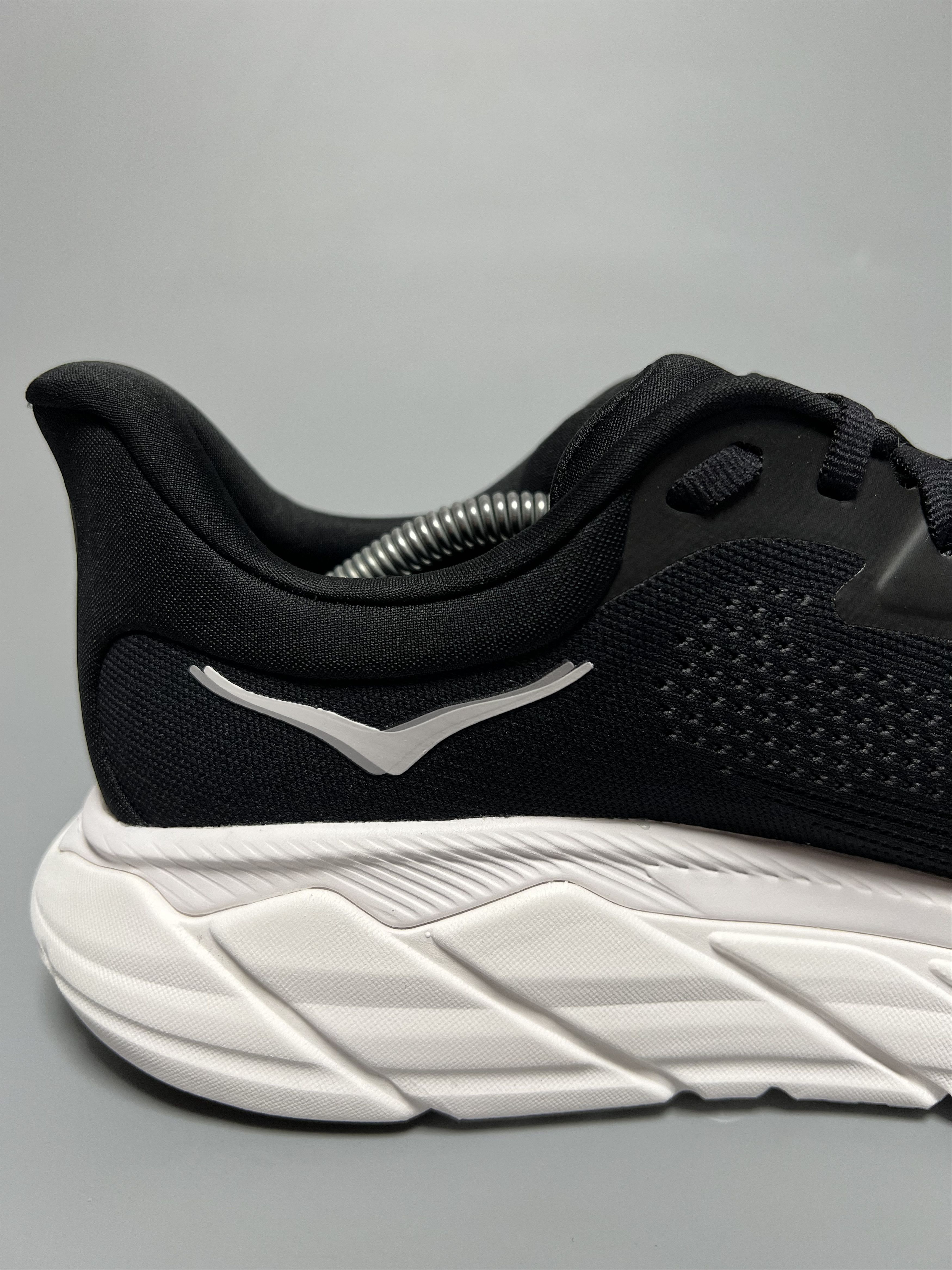 Hoka 9.5 EE Hoka One One Arahi 7 Wide Running Shoes Walking Gym Size US 9.5 / EU 42-43 - 6 Thumbnail