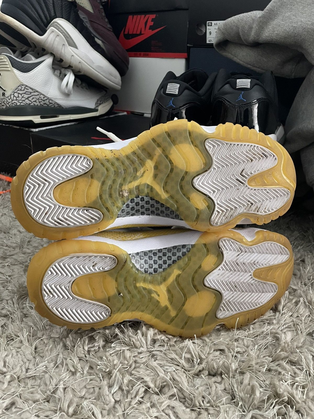 Jordan Brand Jorfan 11 Low Yellow Snake Skin Size US 8.5 / IT 38.5 - 7 Thumbnail