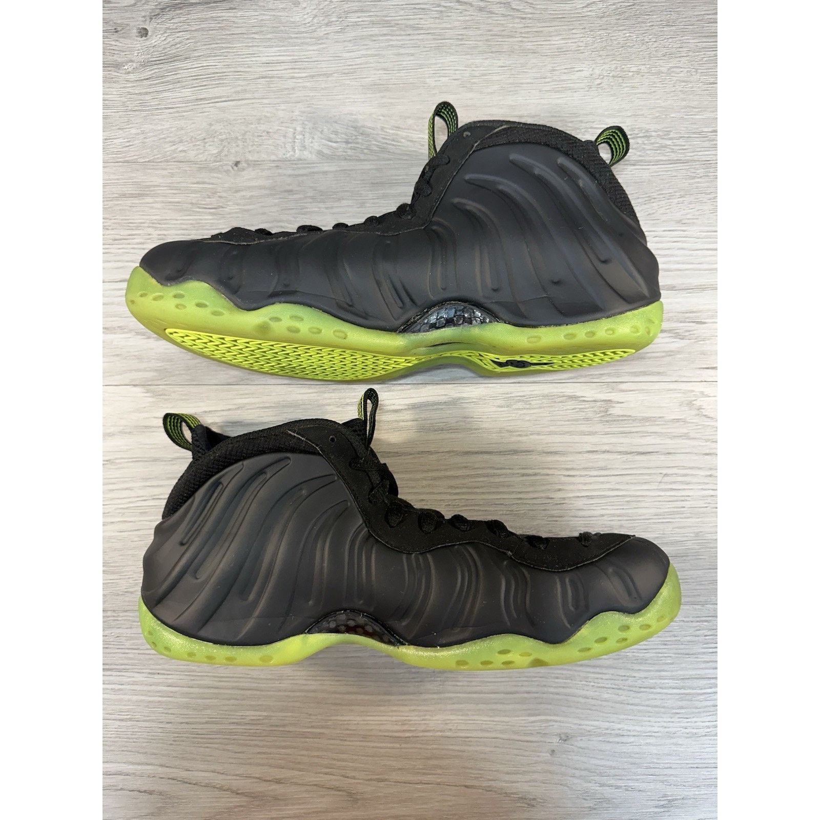 Nike Nike Air Foamposite One Black Volt - Size 10 Size US 10 / EU 43 - 3 Thumbnail