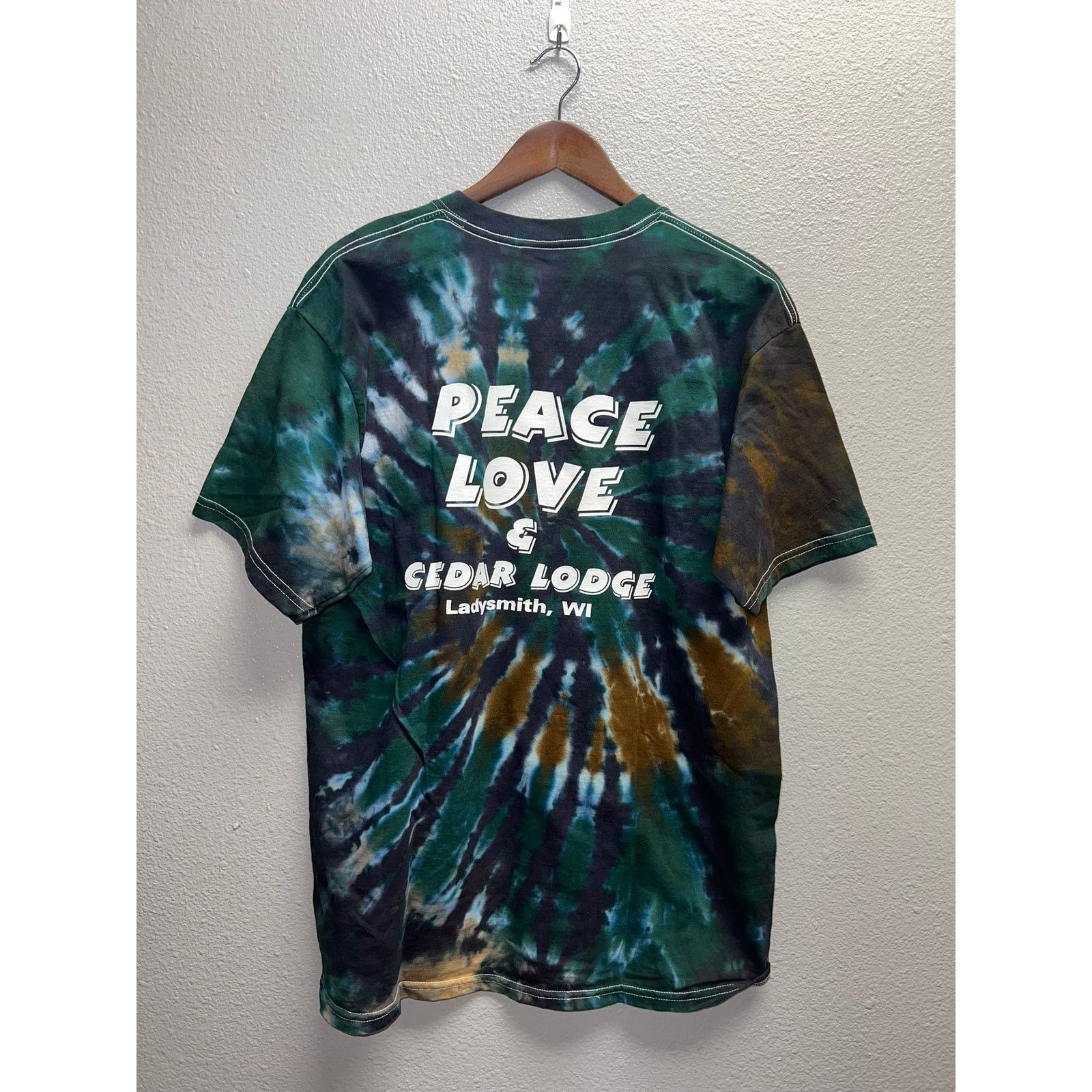 Vintage Vintage Cedar Lodge Shirt Ladysmith Peace Love Tie Dye 90s L Size US L / EU 52-54 / 3 - 1 Thumbnail