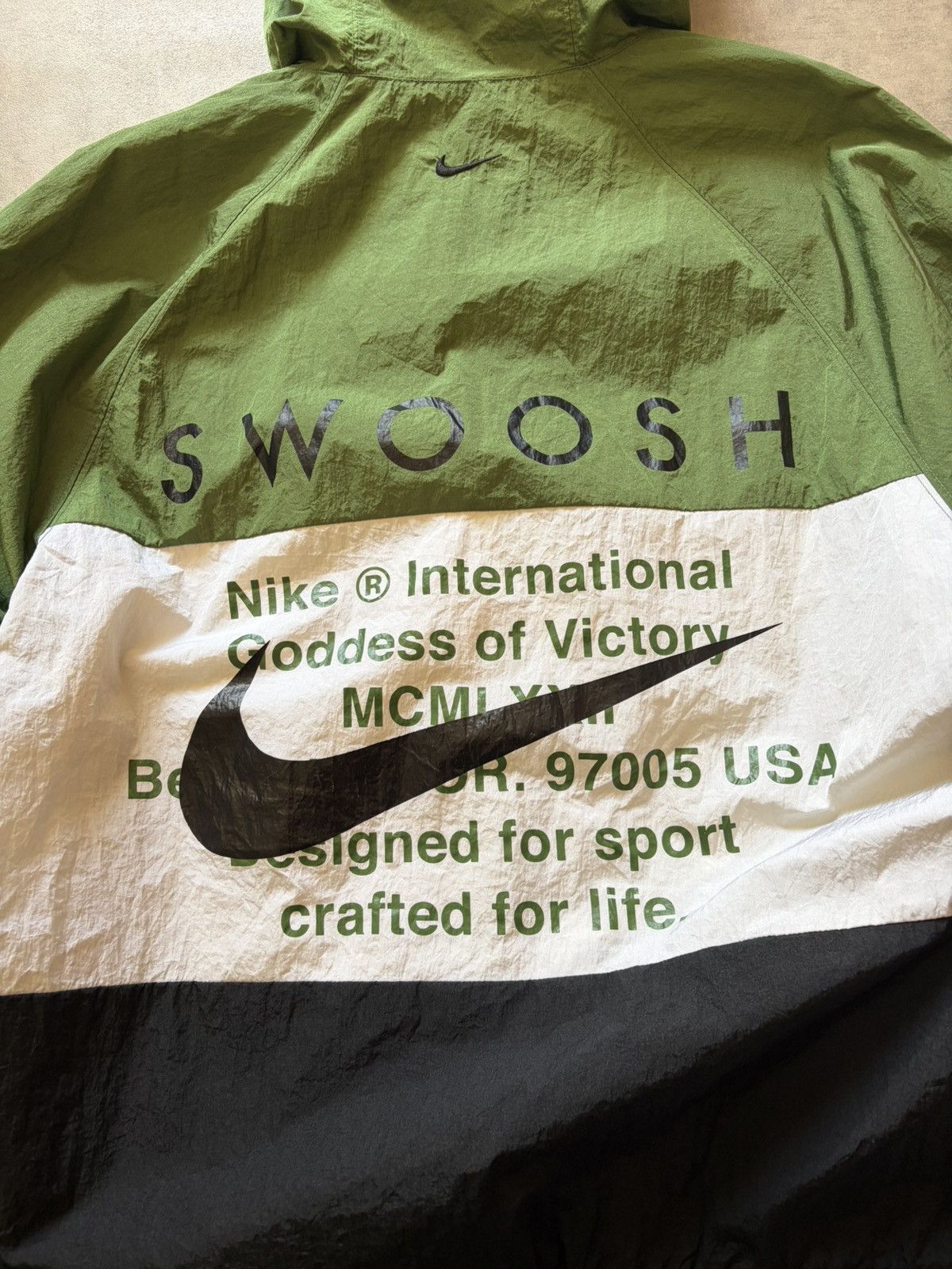 Nike Nike swoosh HD woven jacket Size US M / EU 48-50 / 2 - 3 Thumbnail