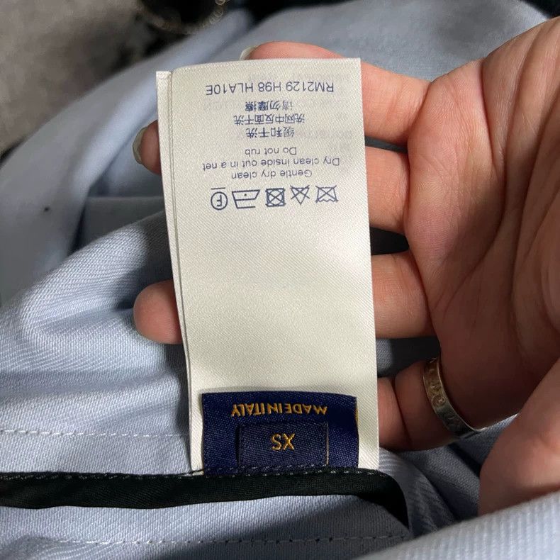 Louis Vuitton louis vuitton Long Sleeve Shirt with Black Dazzling Laser Size US S / EU 44-46 / 1 - 7 Thumbnail