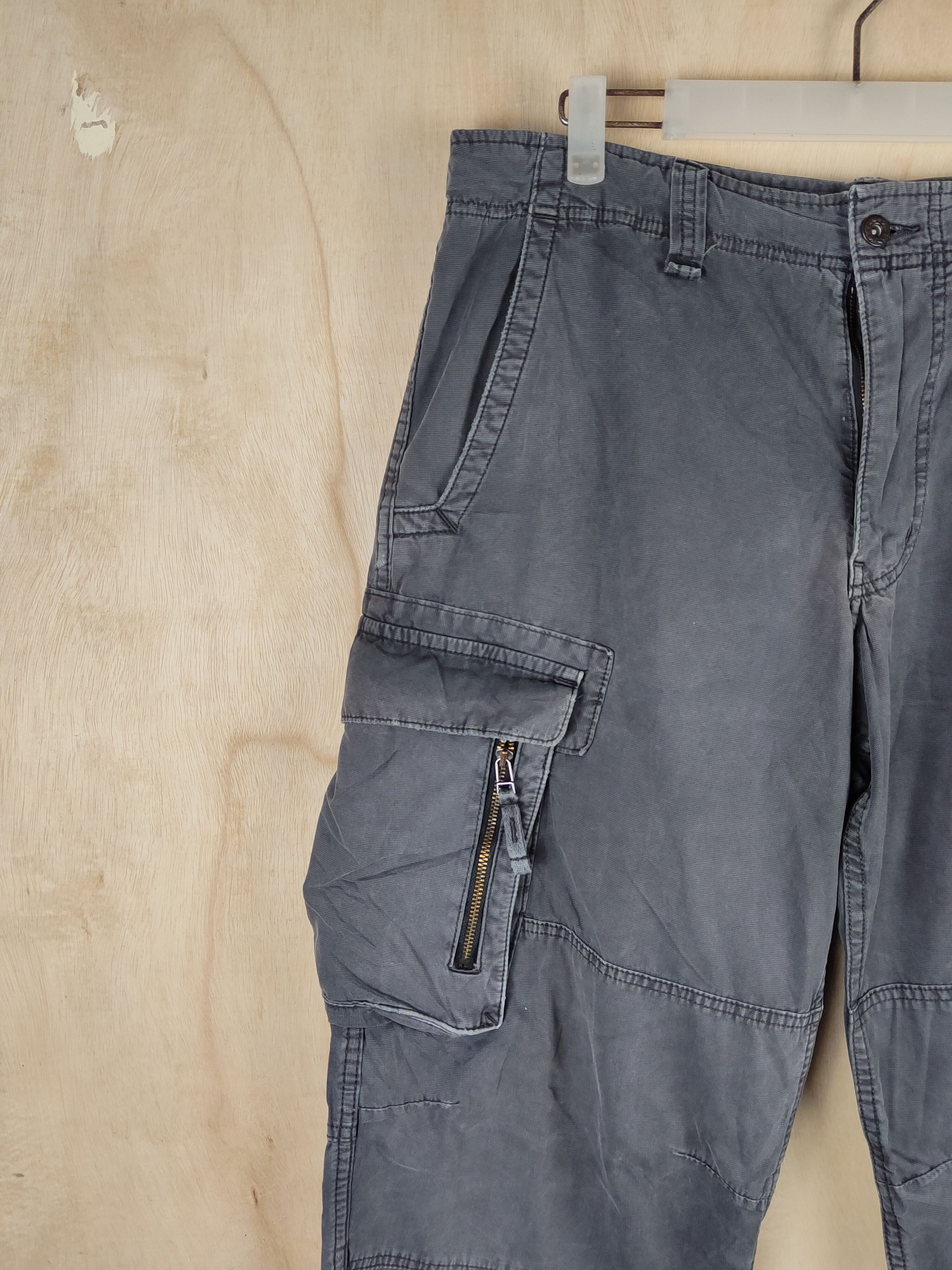 Japanese Brand Uniqlo Dark Gray Multipocket Tactical Cargo Pants #S2442 Size US 35 - 3 Thumbnail