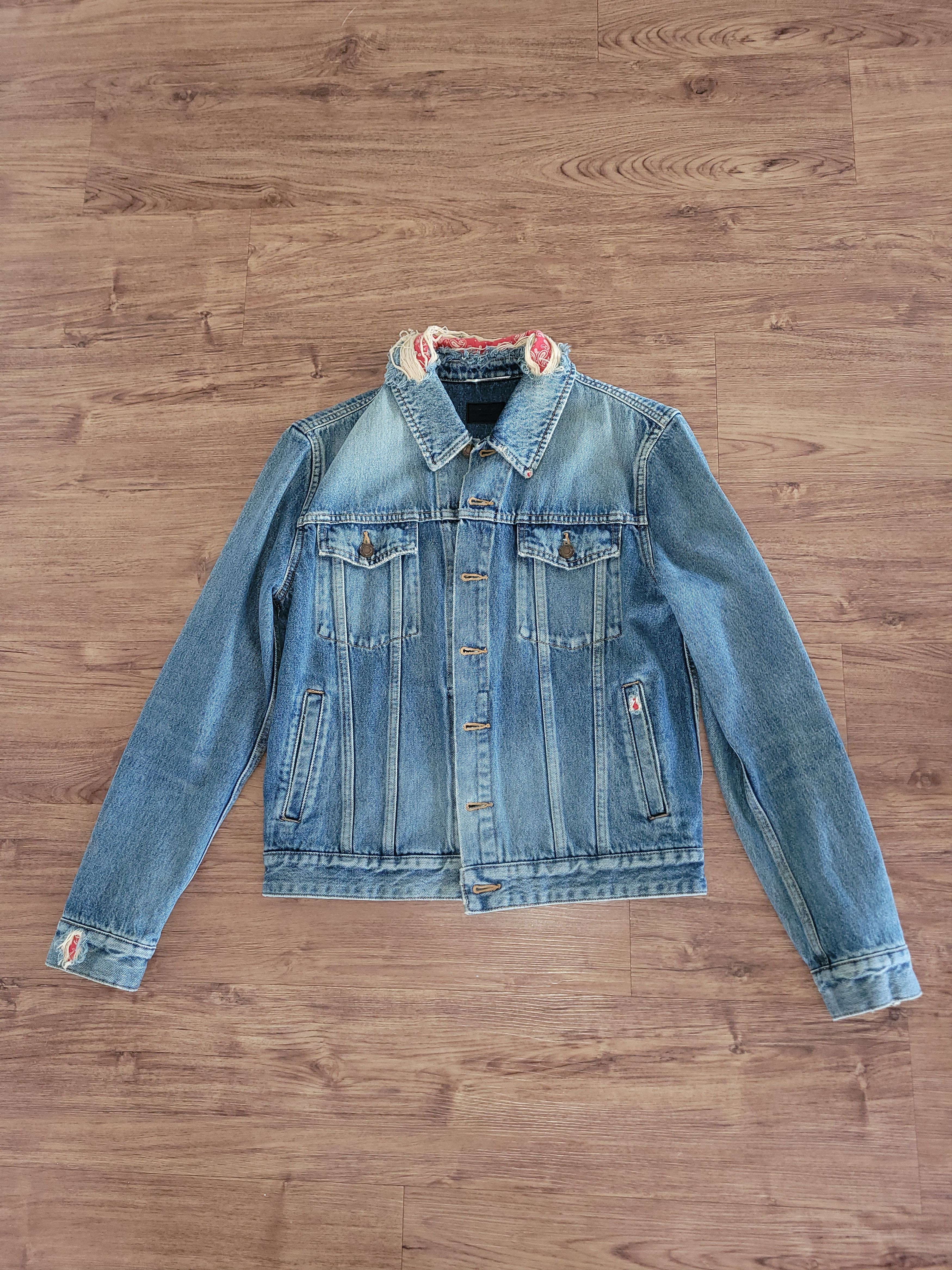 Saint Laurent Paris 2018 Saint Laurent Denim Distressed Bandana Jacket Size US S / EU 44-46 / 1 - 1 Thumbnail