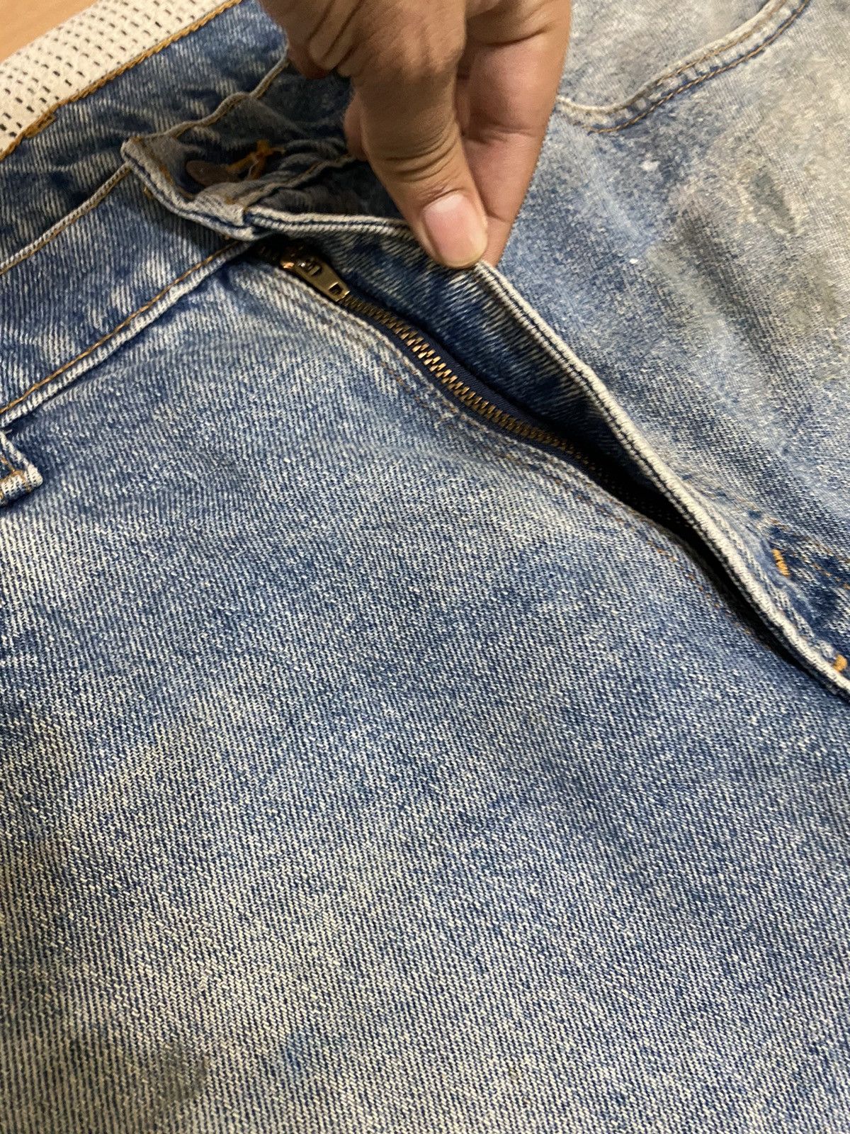 Levi's × Vintage Vintage 90s levis 505 regular fit straight leg distressed Size US 36 / EU 52 - 9 Thumbnail