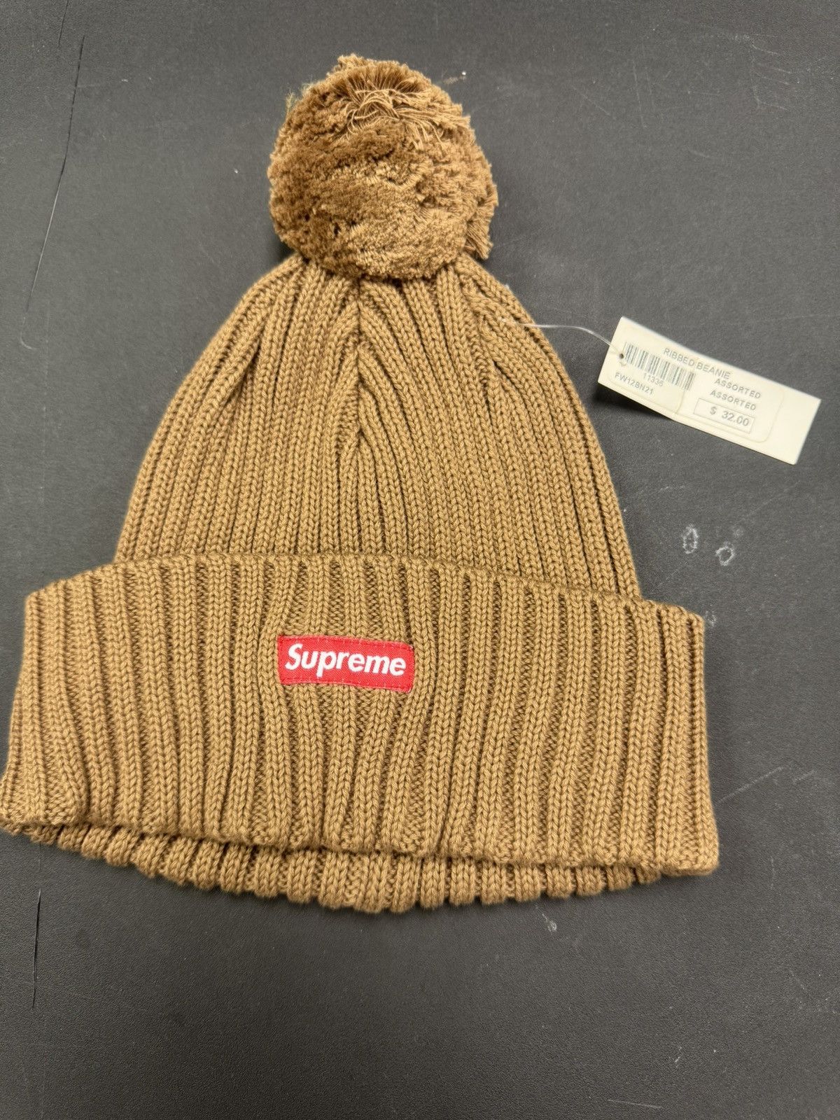 Supreme FW12 Supreme Ribbed Beanie Size ONE SIZE - 1 Thumbnail
