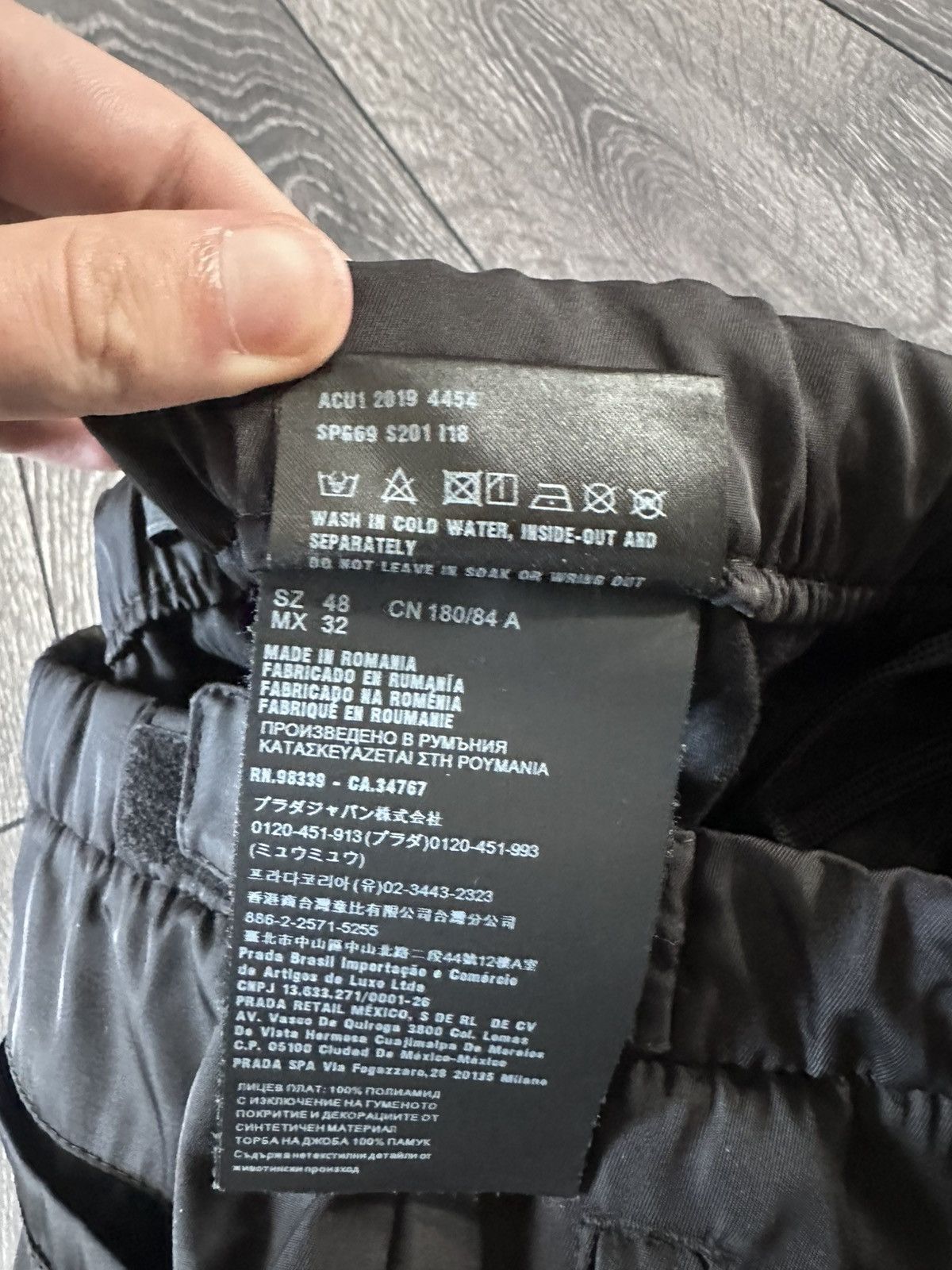 Prada prada re-nylon gabardine triangle logo trackpants joggers Size US 31 - 8 Thumbnail