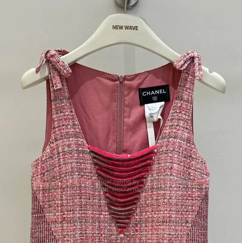 Chanel Chanel Pink Sleeveless Dress with Unique Texture . Size XS / US 0-2 / IT 36-38 - 2 Thumbnail