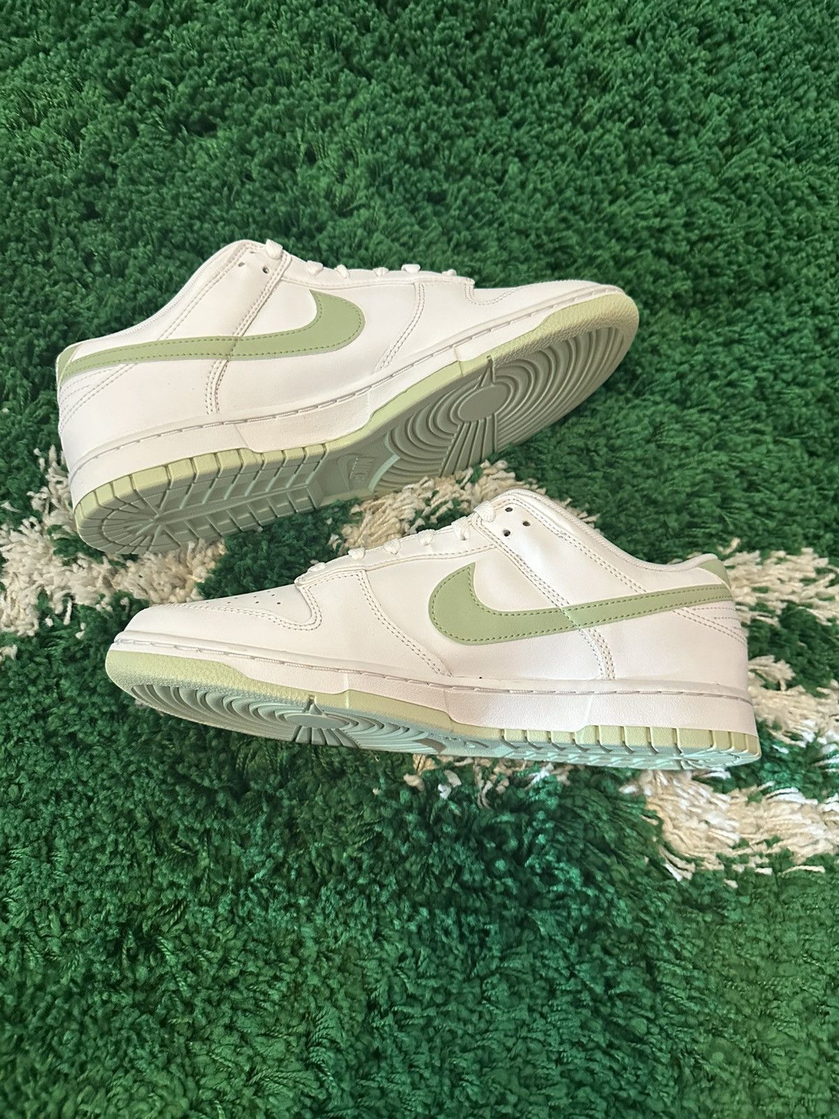 Nike Dunk Low Honeydew Green 11 Size US 11 / EU 44 - 3 Thumbnail
