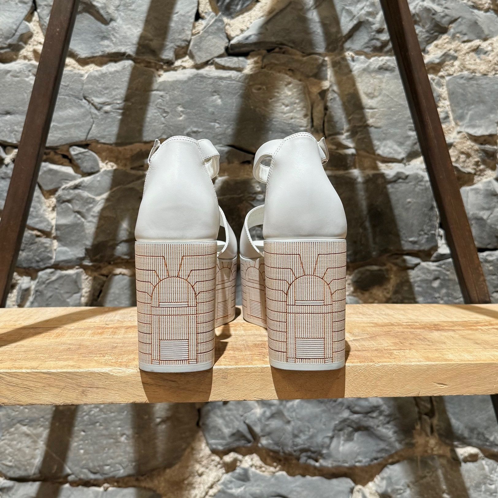 Hermes Hermès Illusion 35 Blanc de Paris Wedge Leather Sandals Size US 8 / IT 38 - 5 Thumbnail