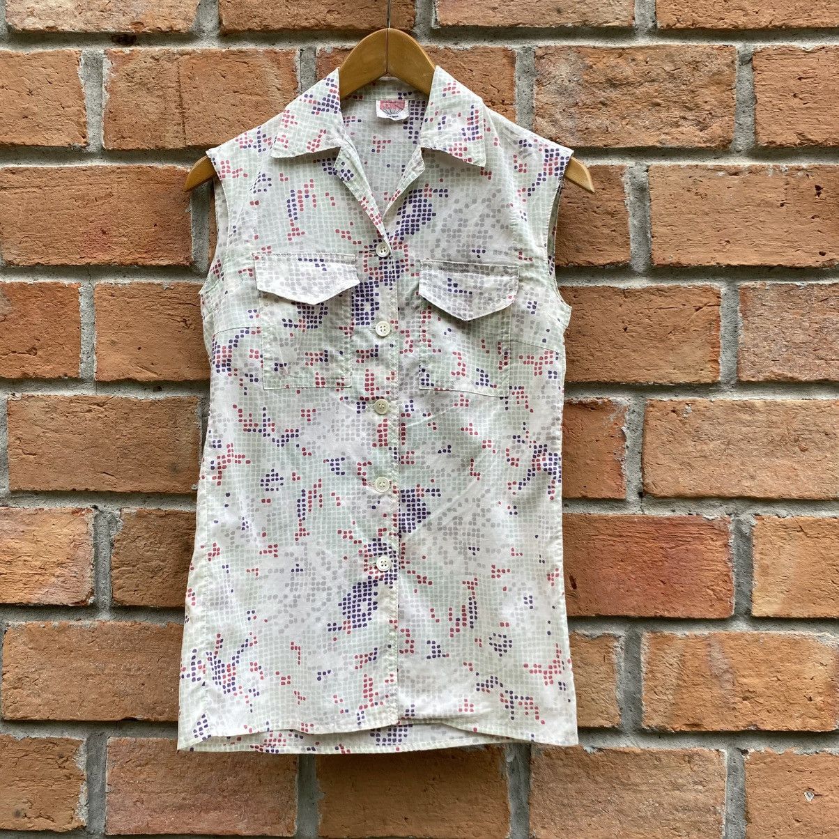 Kenzo Kenzo White Sleeveless Printed Button-Up Shirt Size S / US 4 / IT 40 - 1 Thumbnail