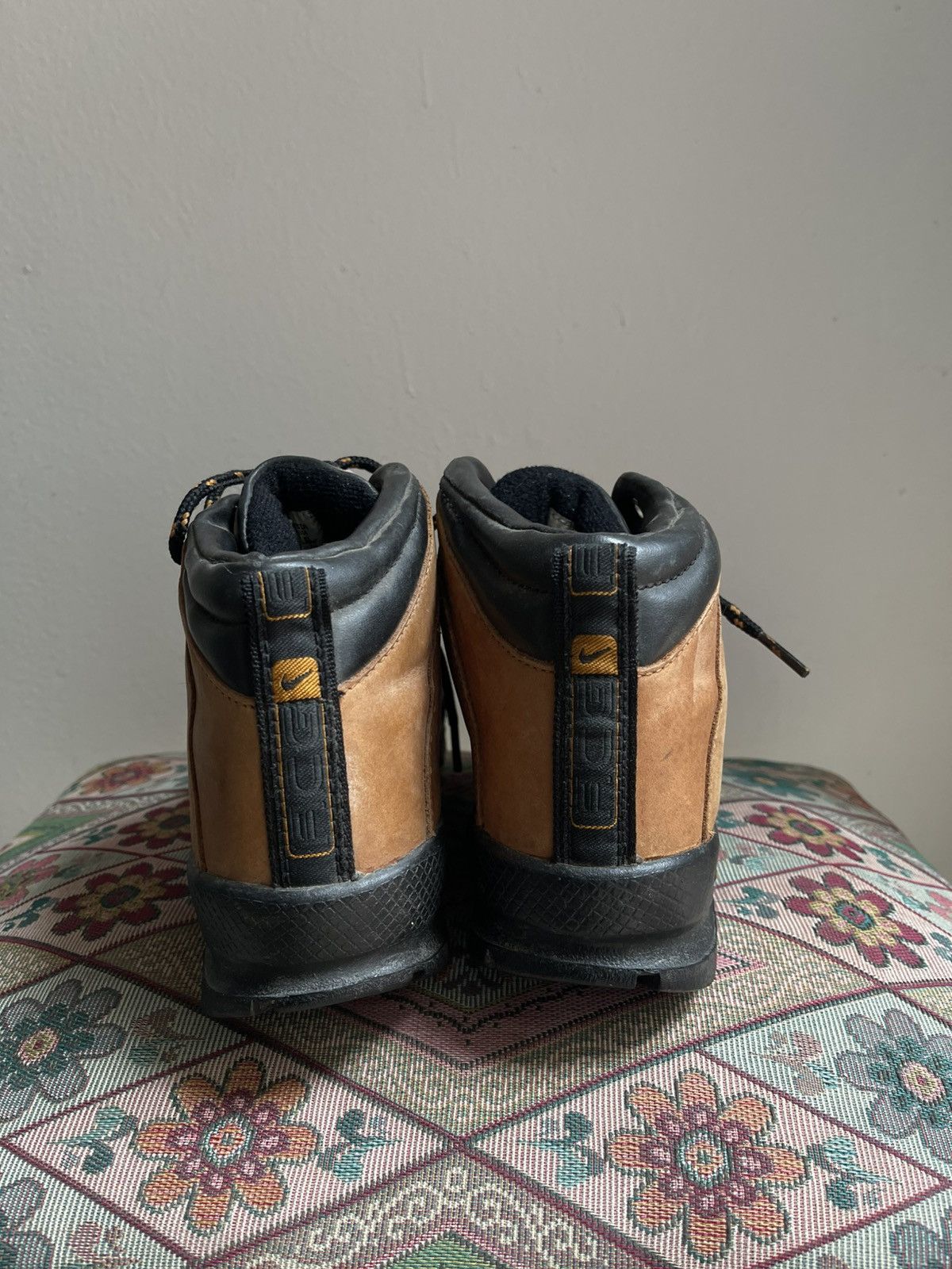 Nike × Nike ACG × Vintage Nike ACG Air Gimli Hiking Shoes 1998 Size US 5.5 / EU 38 - 5 Thumbnail