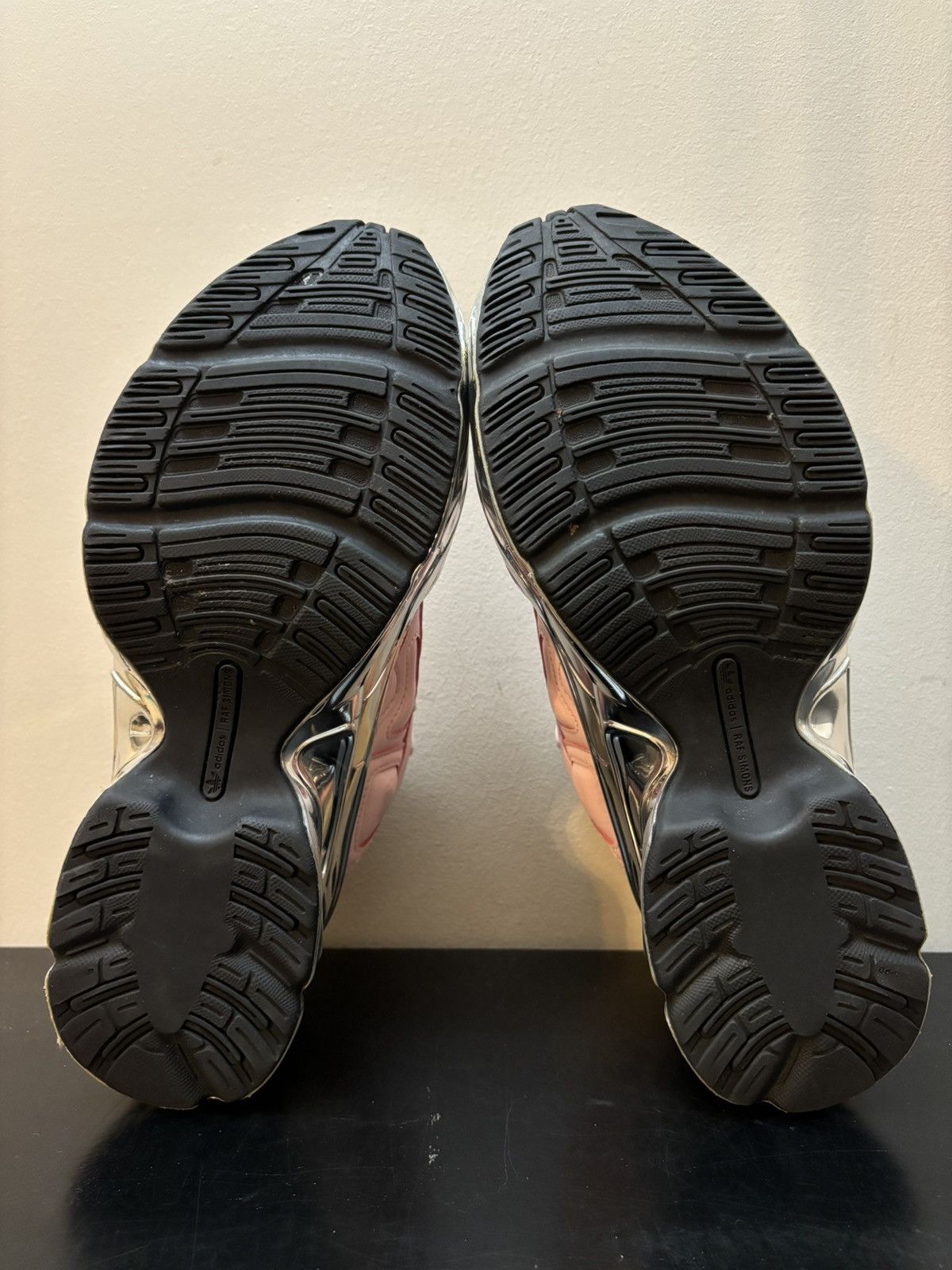 Adidas × Raf Simons adidas Raf Simons Ozweego Pink Silver Metallic Size US 8.5 / EU 41-42 - 6 Thumbnail
