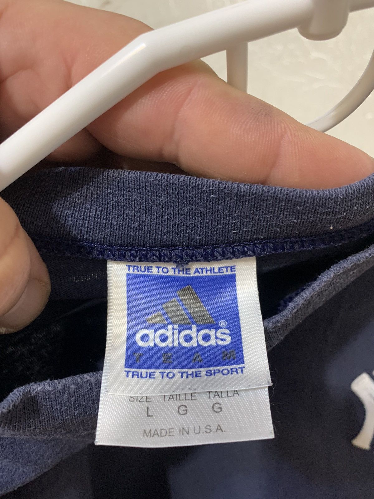 Adidas × Vintage Vintage Adidas Yankees T-Shirt Made in USA Size US L / EU 52-54 / 3 - 6 Thumbnail