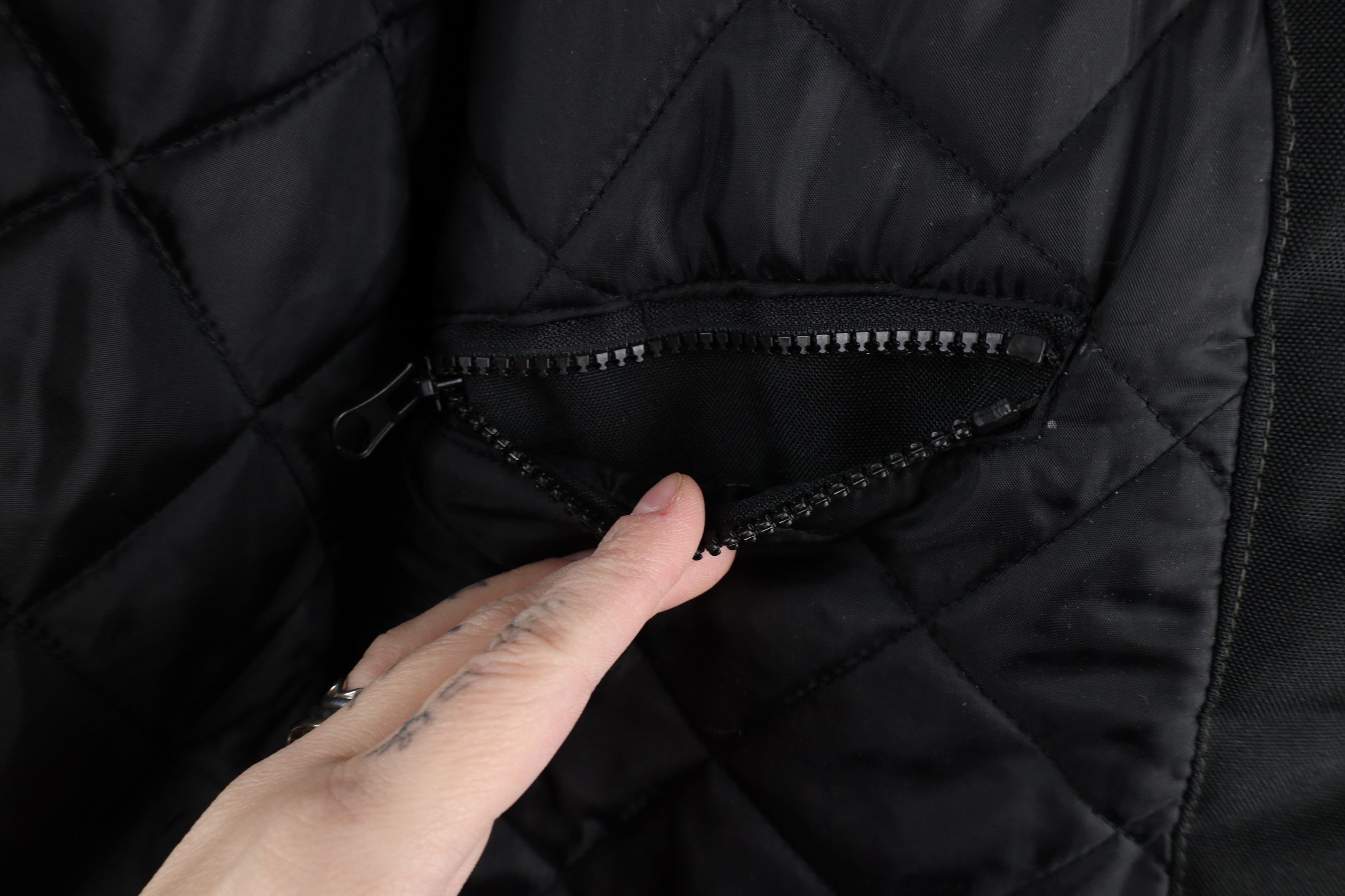 Caterpillar × Vintage Vintage Caterpillar Quilted Hooded Heavy Duty Jacket Black Size US XXL / EU 58 / 5 - 14 Thumbnail