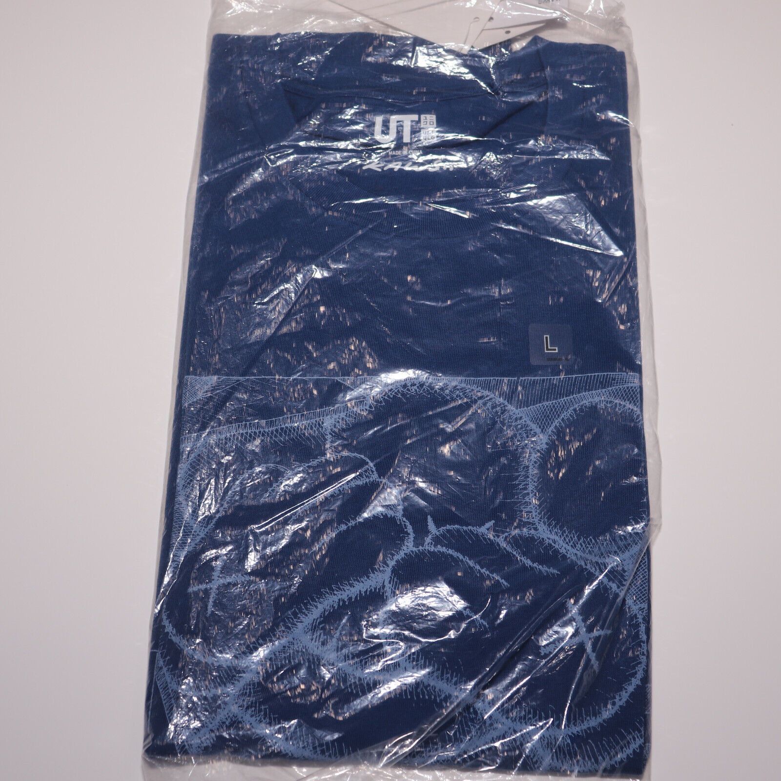 Kaws KAWS x Uniqlo Chum Blue Tee - Size Large - Asia Sizing Size US L / EU 52-54 / 3 - 2 Thumbnail