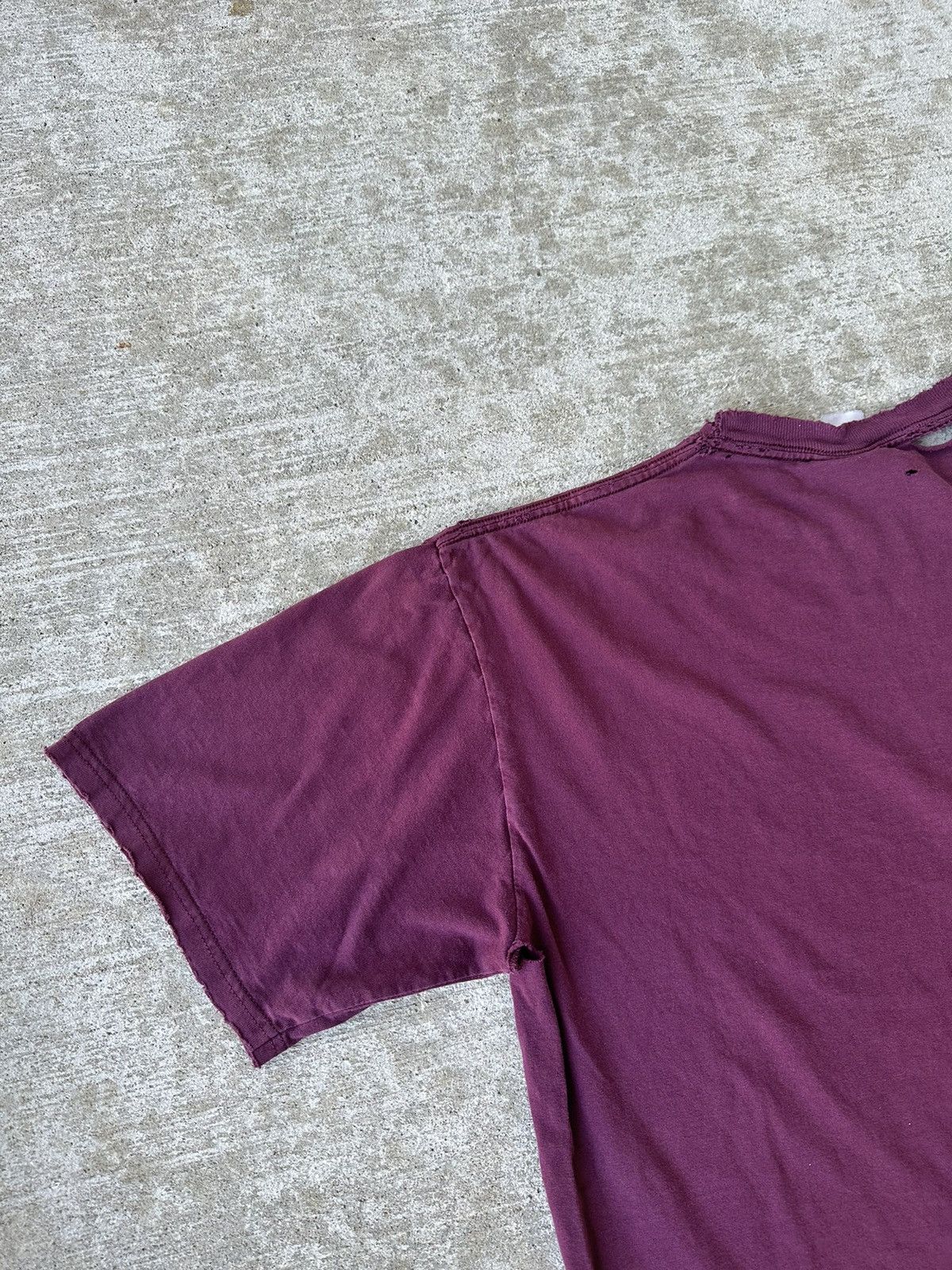 Vintage Y2K Thrashed Faded MIT Tee Shirt Size US L / EU 52-54 / 3 - 12 Thumbnail