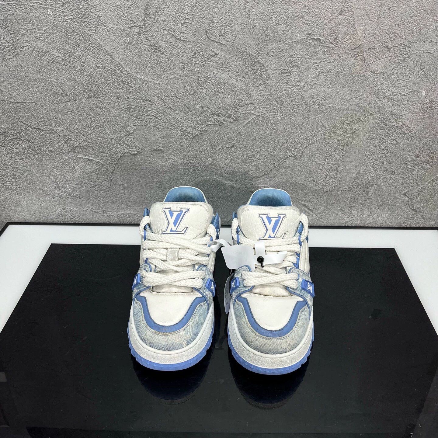 Louis Vuitton LV Trainer Blue White Denim 40 98 New Size US 7 / EU 40 - 2 Thumbnail