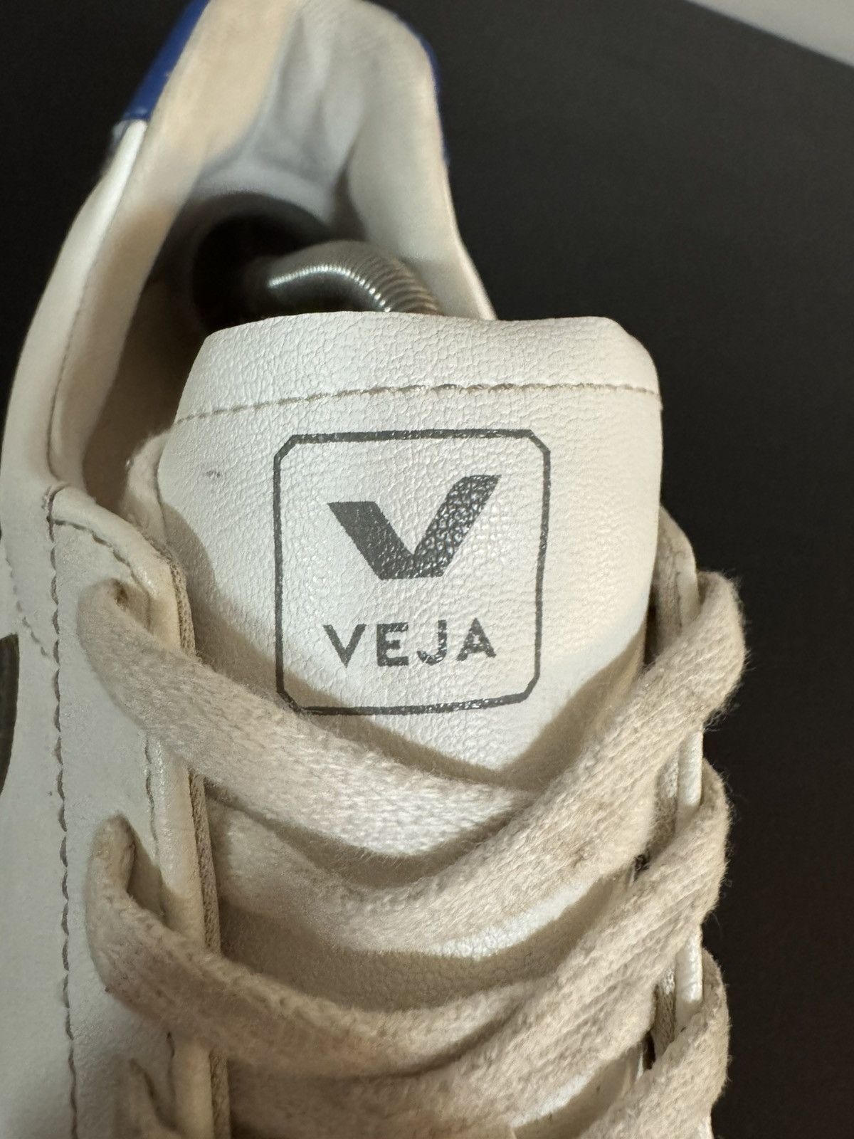 Veja Veja low top leather sneakers Size US 11 / EU 44 - 6 Thumbnail