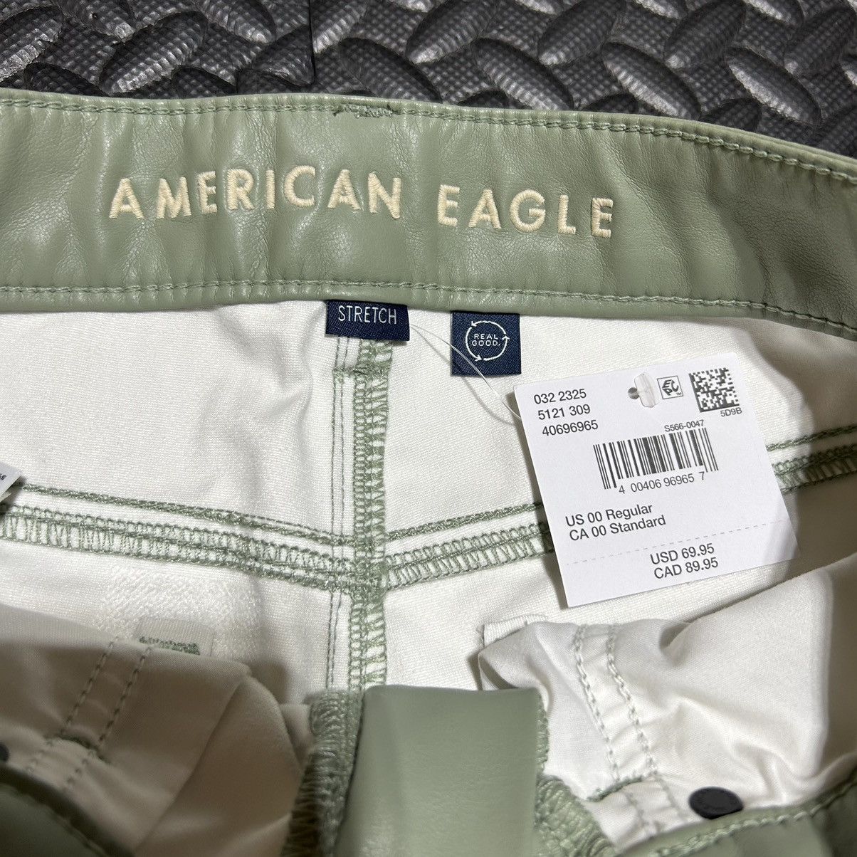 American Eagle Outfitters American Eagle Pants Vegan Leather High Rise Size 00 NEW Size 24" / US 00 / IT 34 - 2 Thumbnail