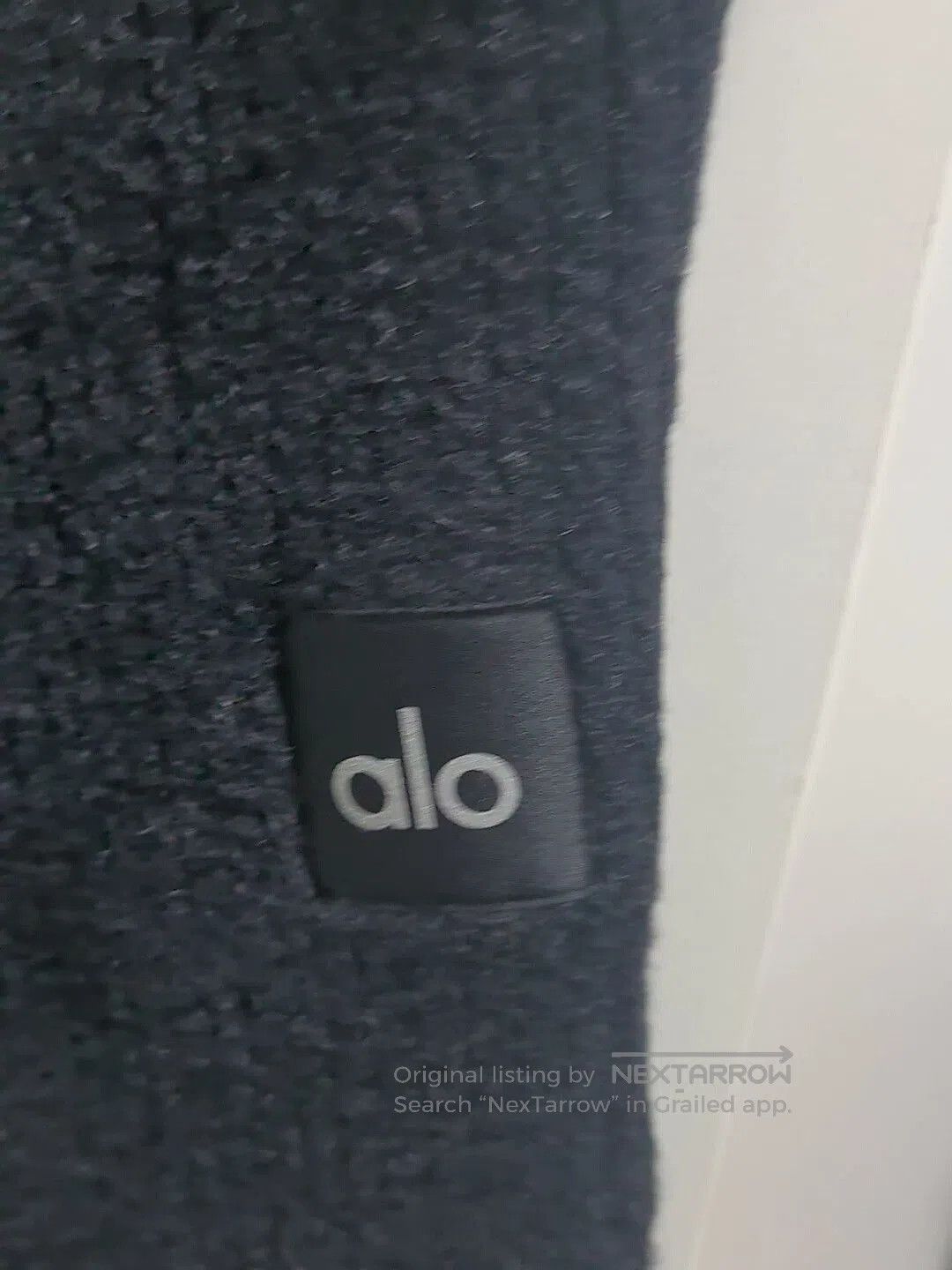 Alo Yoga Alo Yoga Snuggle Up Sweater Pants. Size 24" / US 00 / IT 34 - 3 Thumbnail