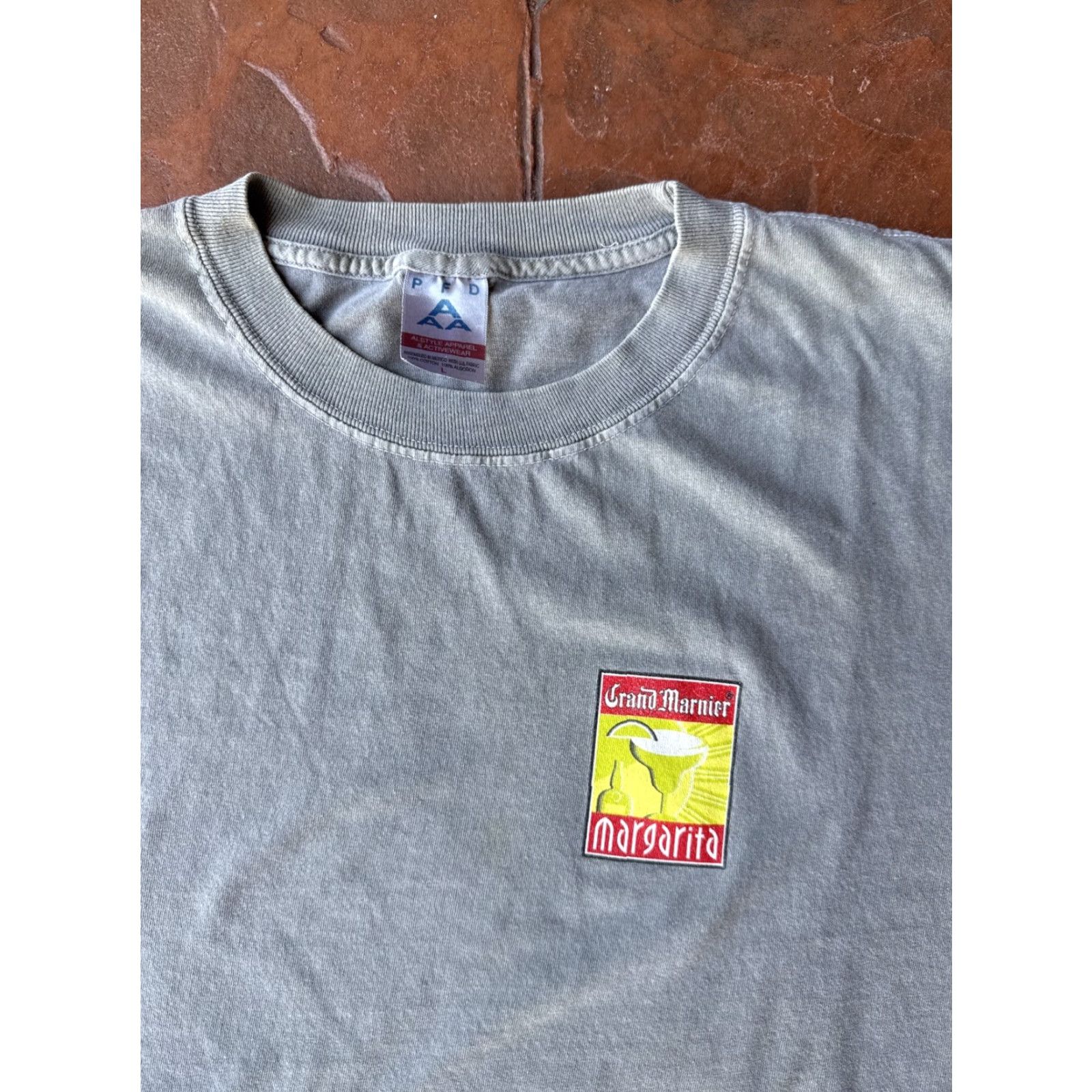Hanes VINTAGE Grand Marnier Margarita Promo T-Shirt L Hanes Men Beige 90s 90s Graphic Tee Short Sleeve Crew Neck Logo Size US L / EU 52-54 / 3 - 2 Thumbnail