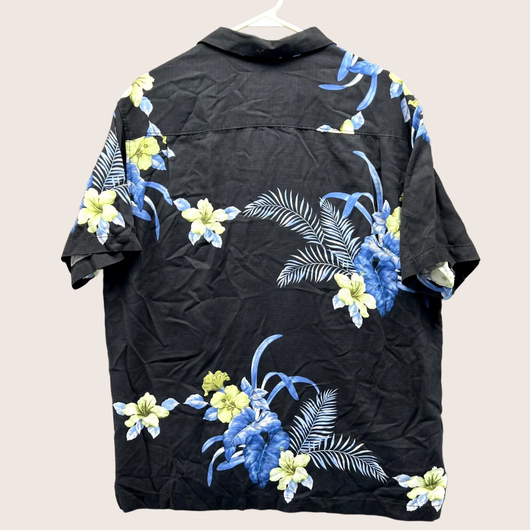 Tommy Bahama VINTAGE Tommy Bahama Shirt Mens Large Black Button-Down Silk Island Hawaiian Camp Floral Size US L / EU 52-54 / 3 - 1 Thumbnail