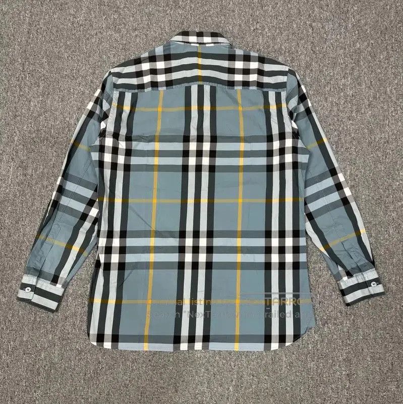 Burberry Burberry Color Block Cotton Shirt for Men. Size US M / EU 48-50 / 2 - 2 Thumbnail