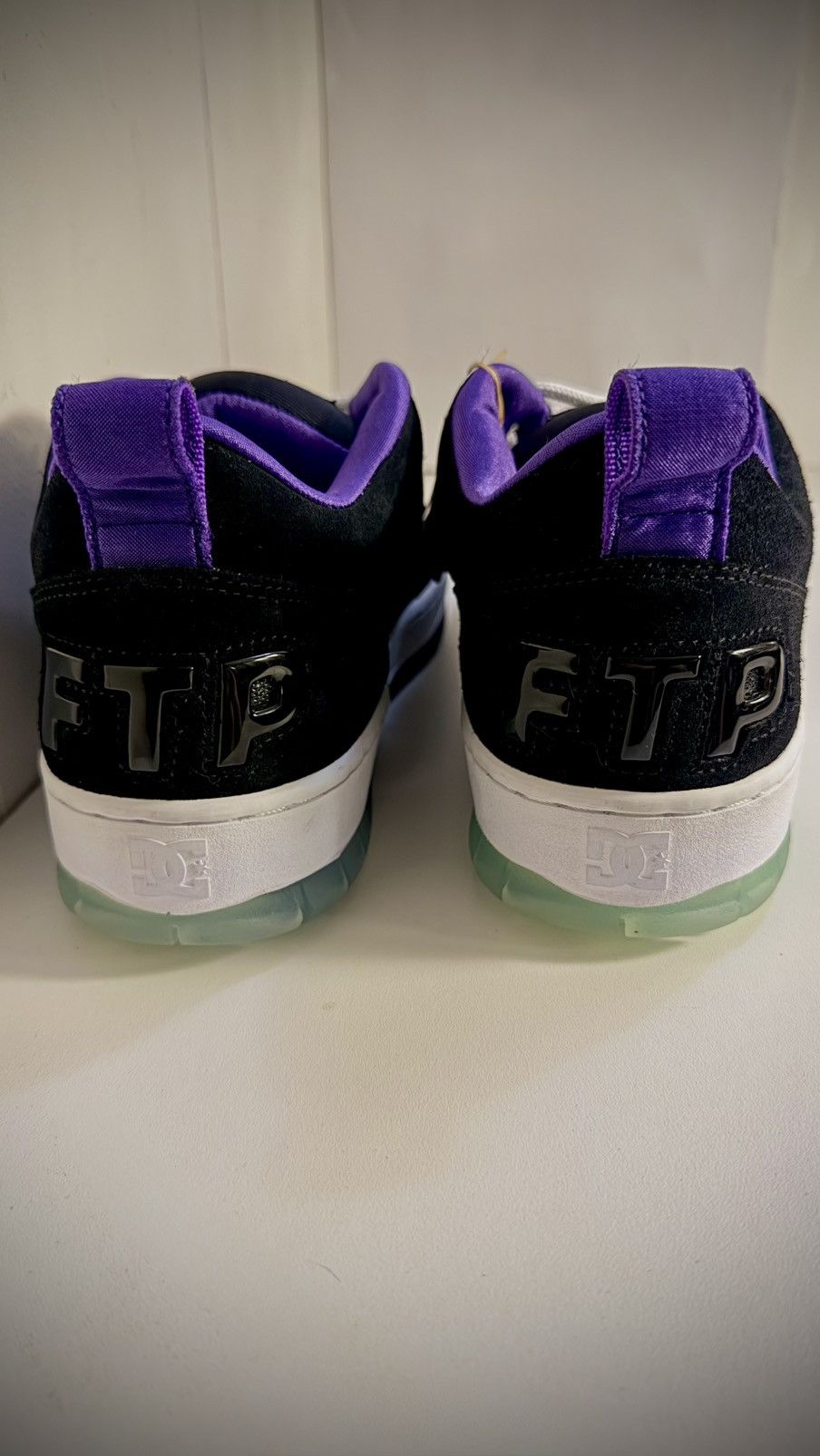 DC × Fuck The Population FTP x DCSHOECO Clocker 2’s Size US 9.5 / EU 42-43 - 4 Thumbnail