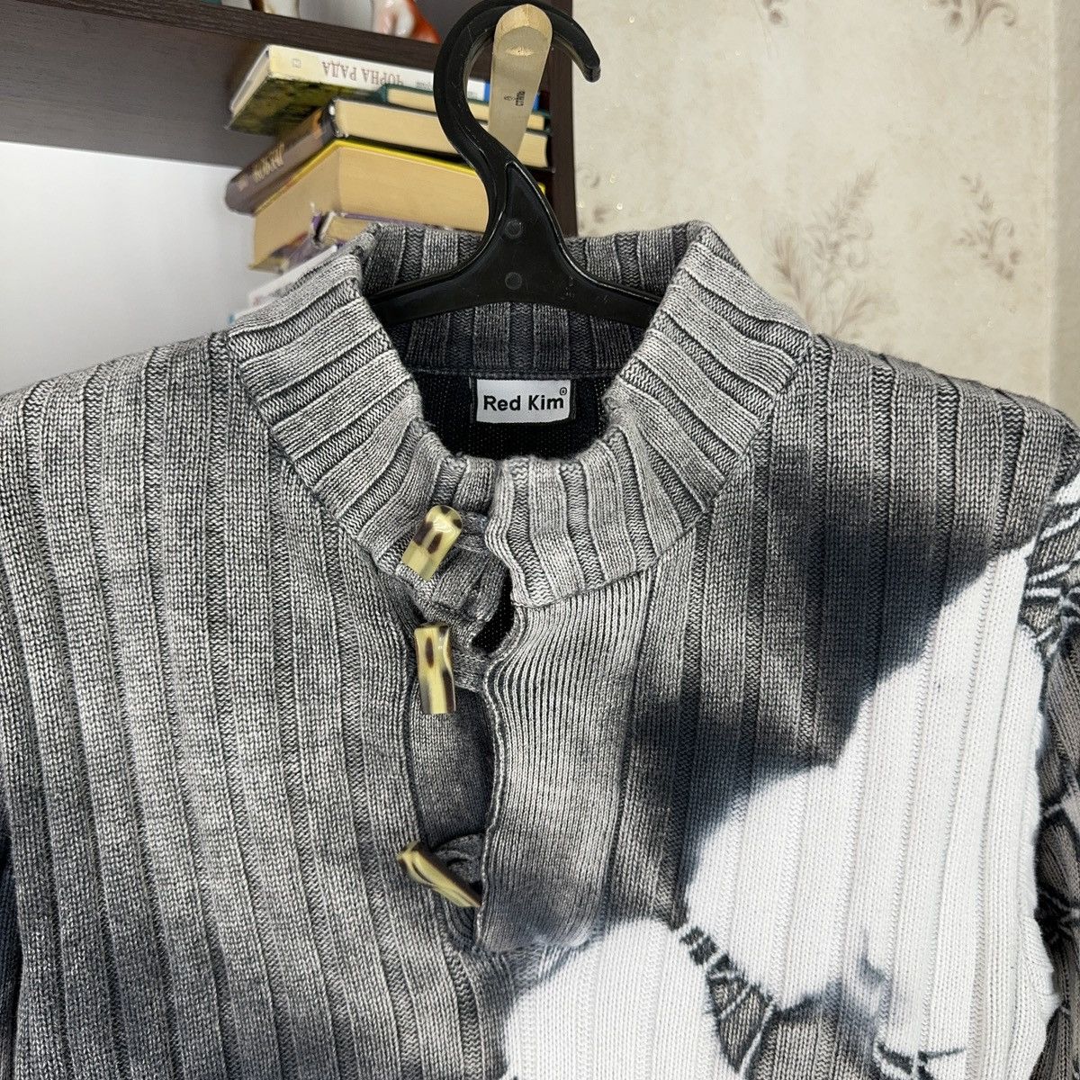 Japanese Brand × Vintage Vintage Avant Garde Faded Red Kim Sweater 00s Y2K Japanese Size US XXL / EU 58 / 5 - 12 Thumbnail