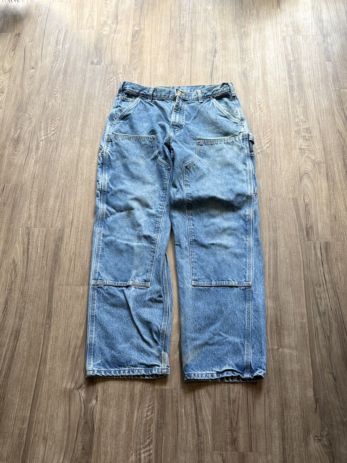 Carhartt Carhartt light wash denim jeans Size US 32 / EU 48 - 2 Thumbnail
