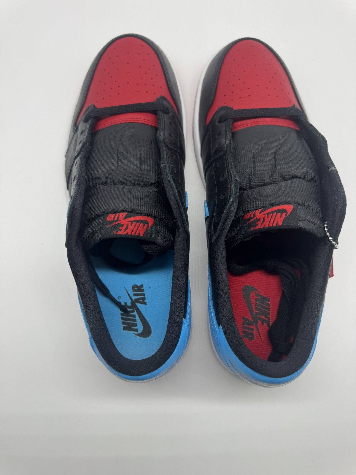 Nike Air Jordan Retro 1 Low "NC TO CHI" Men’s Size 8.5 (10W) Size US 8.5 / EU 41-42 - 5 Thumbnail