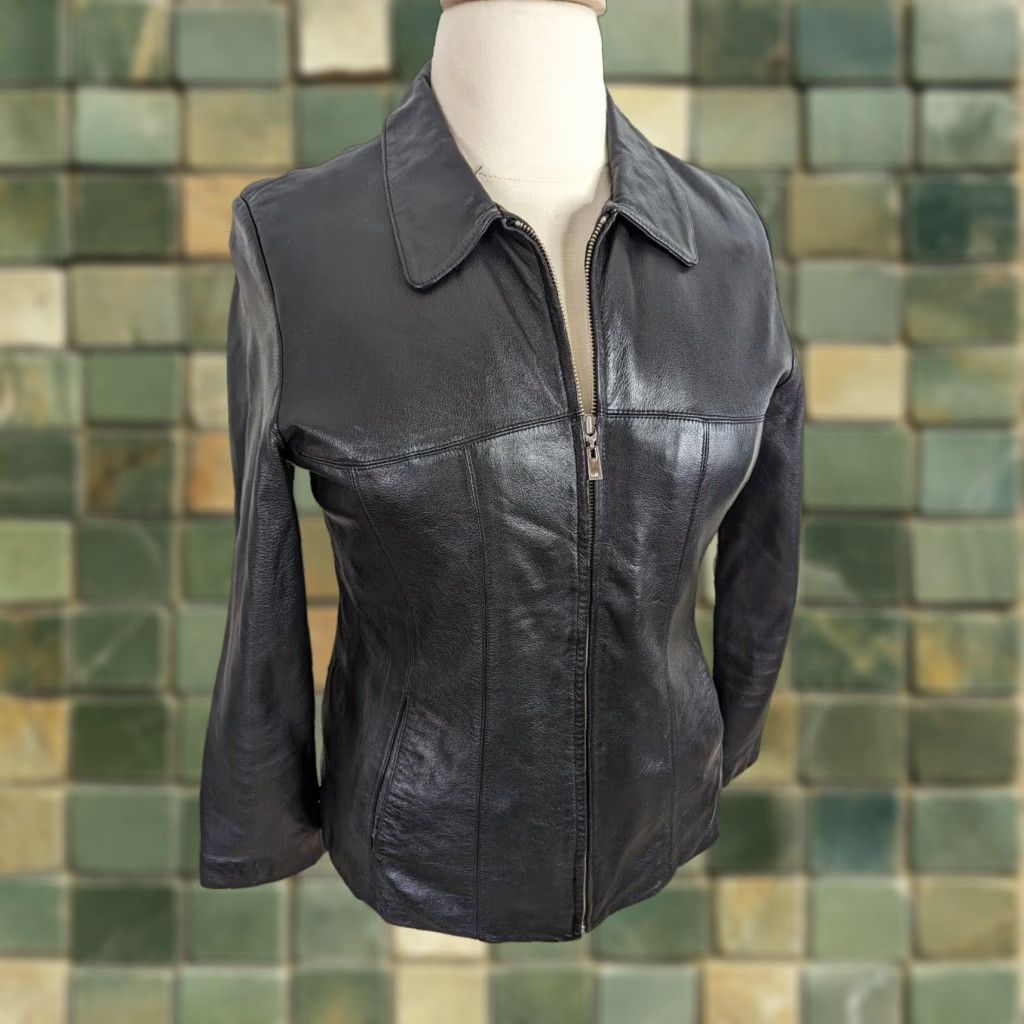 Vintage VINTAGE Wilsons Leather Bomber Jacket Women's Large Black Moto Coat Spring Summer Fall Winter Casual Shirt/Coat Size L / US 10 / IT 46 - 1 Thumbnail