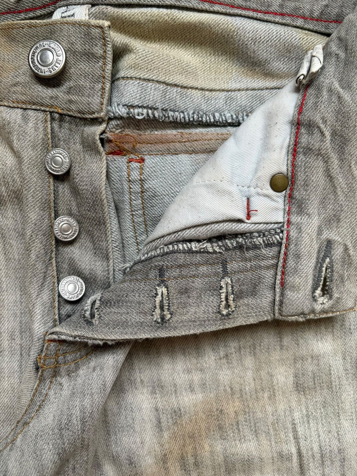 Japanese Brand Vintage Japanese Brand Paint Rusty Mud Wash Ripped Jeans Size US 32 / EU 48 - 3 Thumbnail