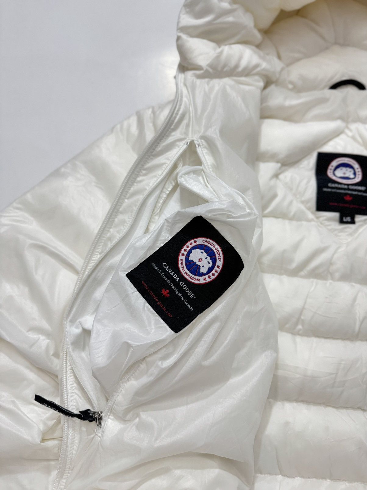 Canada Goose Canada Goose Men's Lodge Hoody down jacket Size US L / EU 52-54 / 3 - 19 Thumbnail