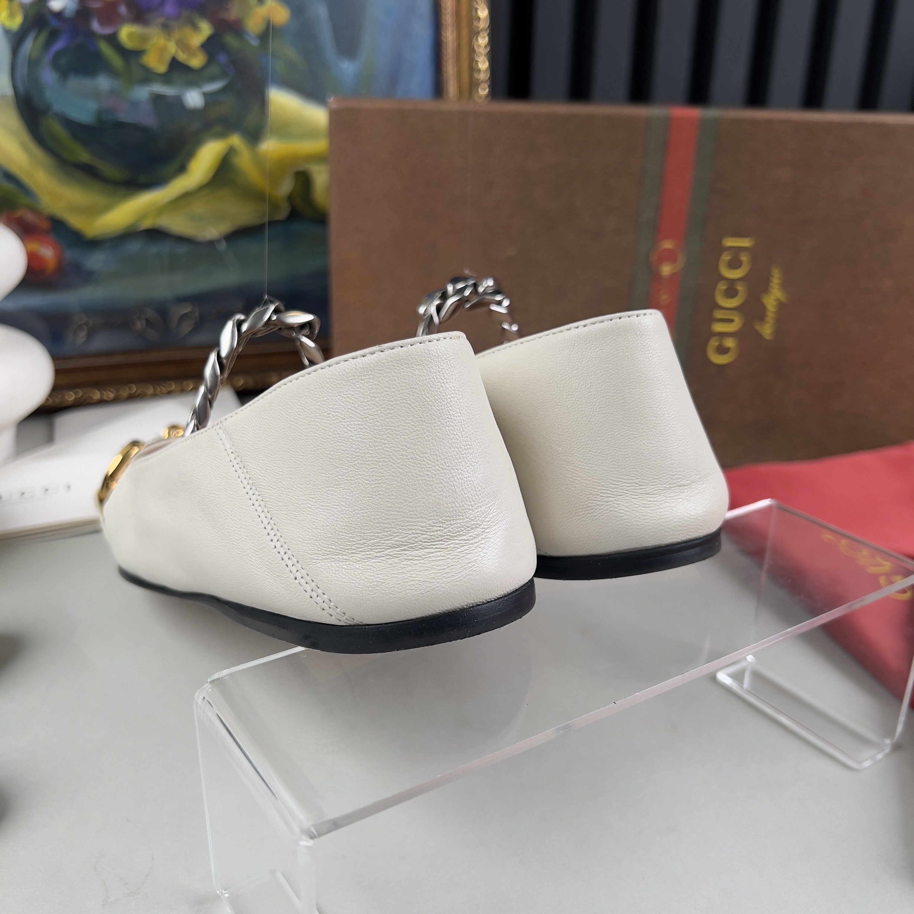 Gucci Deva White Leather Horsebit Silver Chain Ballets Size US 7.5 / IT 37.5 - 8 Thumbnail