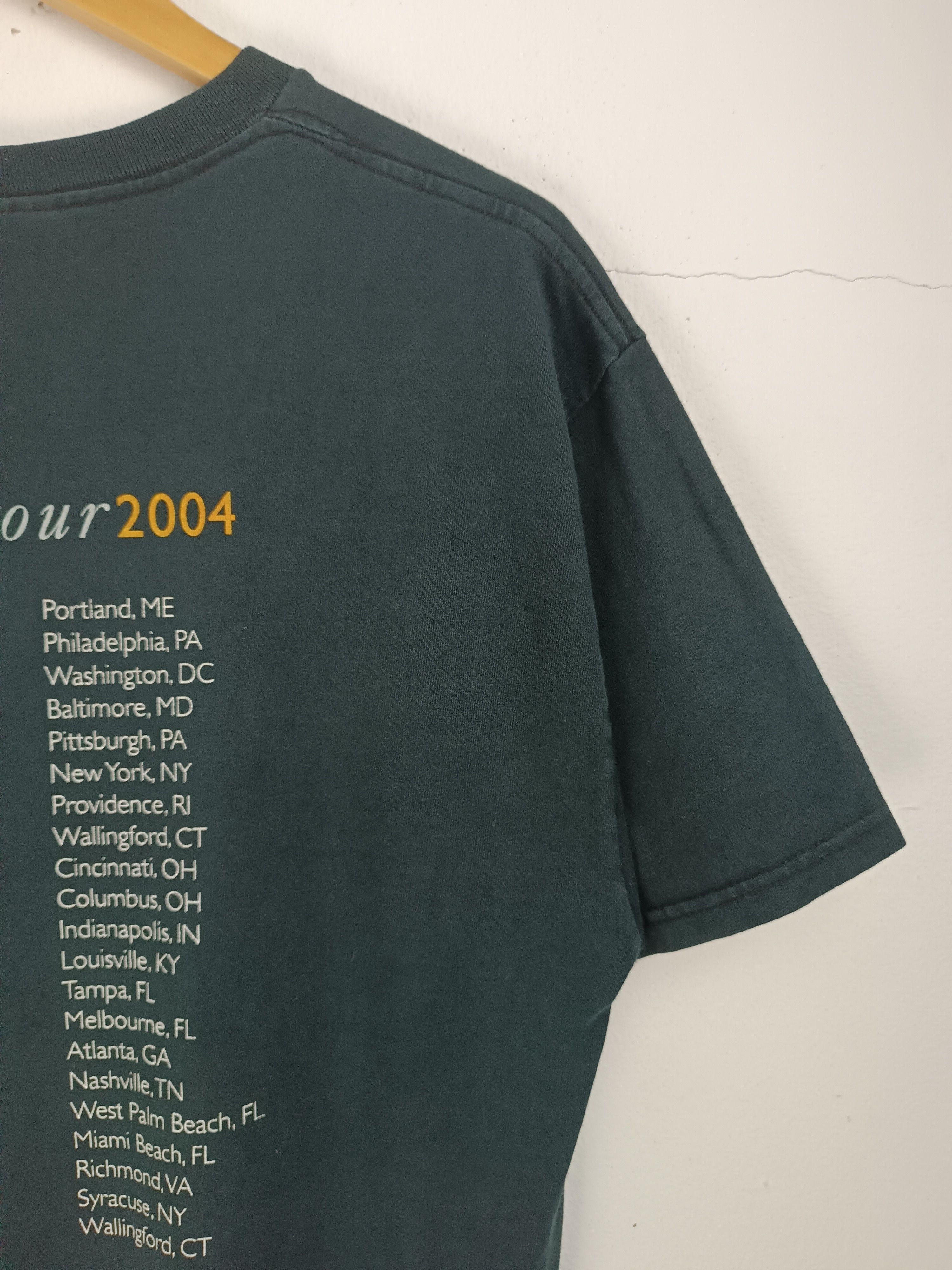 Vintage VINTAGE '04 JOSH GROBAN CLOSER TOUR TEE BUBLE CELINE DION Size US L / EU 52-54 / 3 - 12 Thumbnail