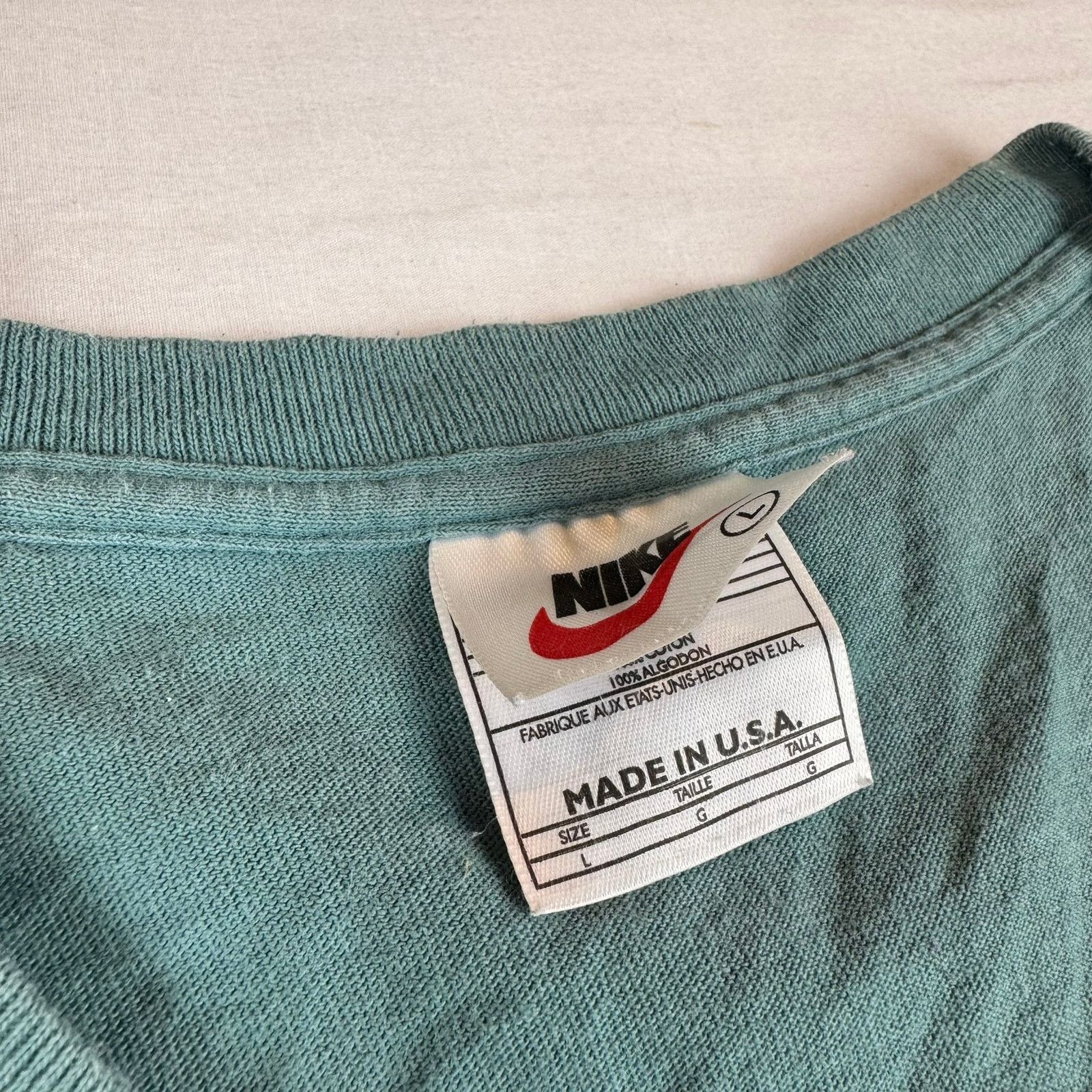 Nike Vintage Nike T-Shirt - Made in USA - Size Large Size US L / EU 52-54 / 3 - 5 Thumbnail